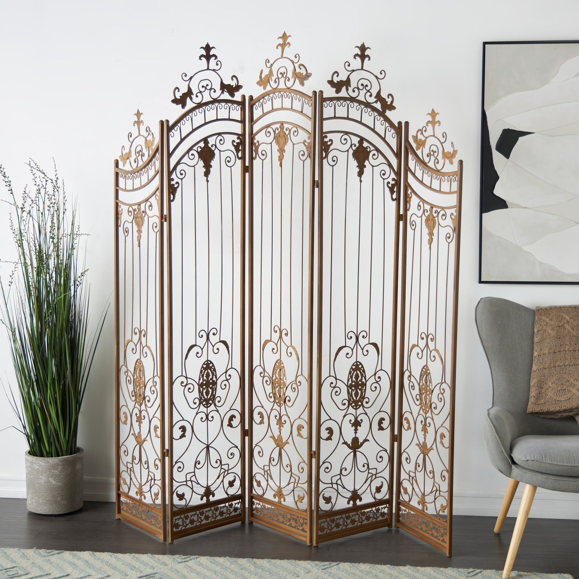 Scroll Bronze Metal Hinged Foldable Arched Partition 5 Panel Partition Room Divider Screen