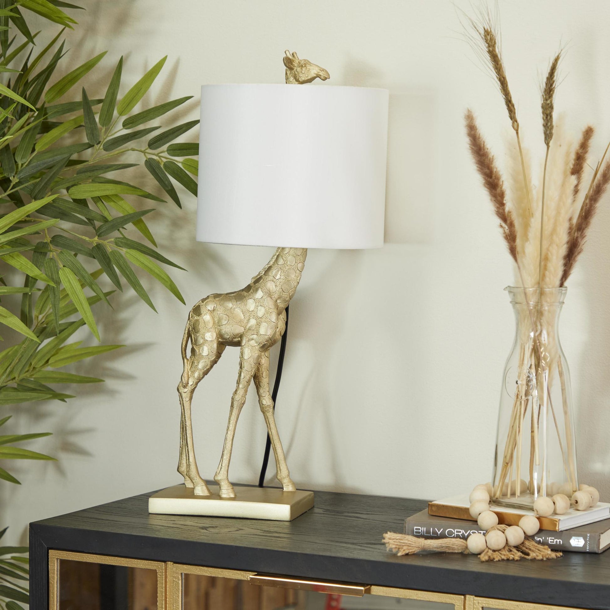 Giraffe Gold Polyresin Room Table Lamp