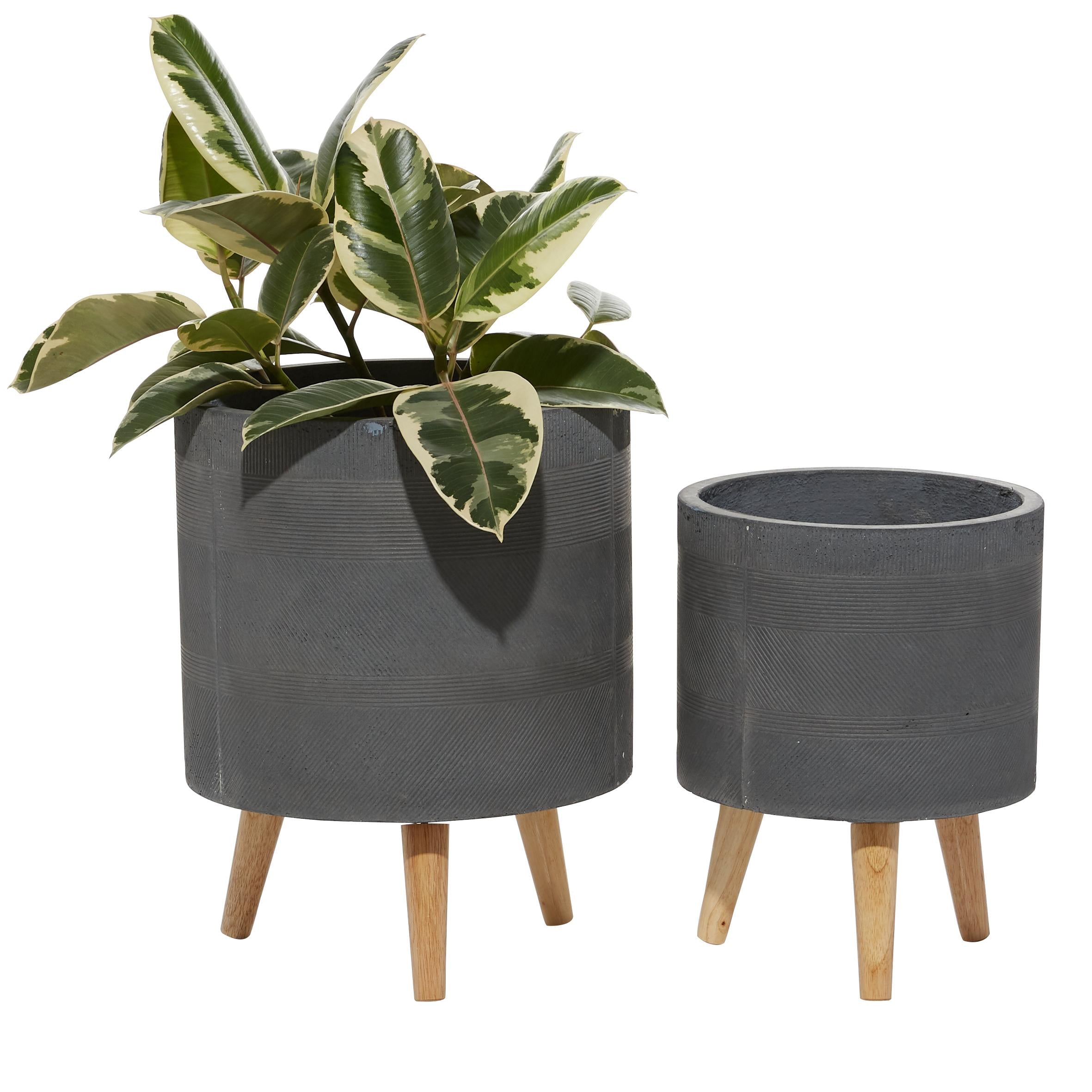 Set of 2 Magnesium Oxide Indoor Outdoor Planter with Wood Tripod Legs