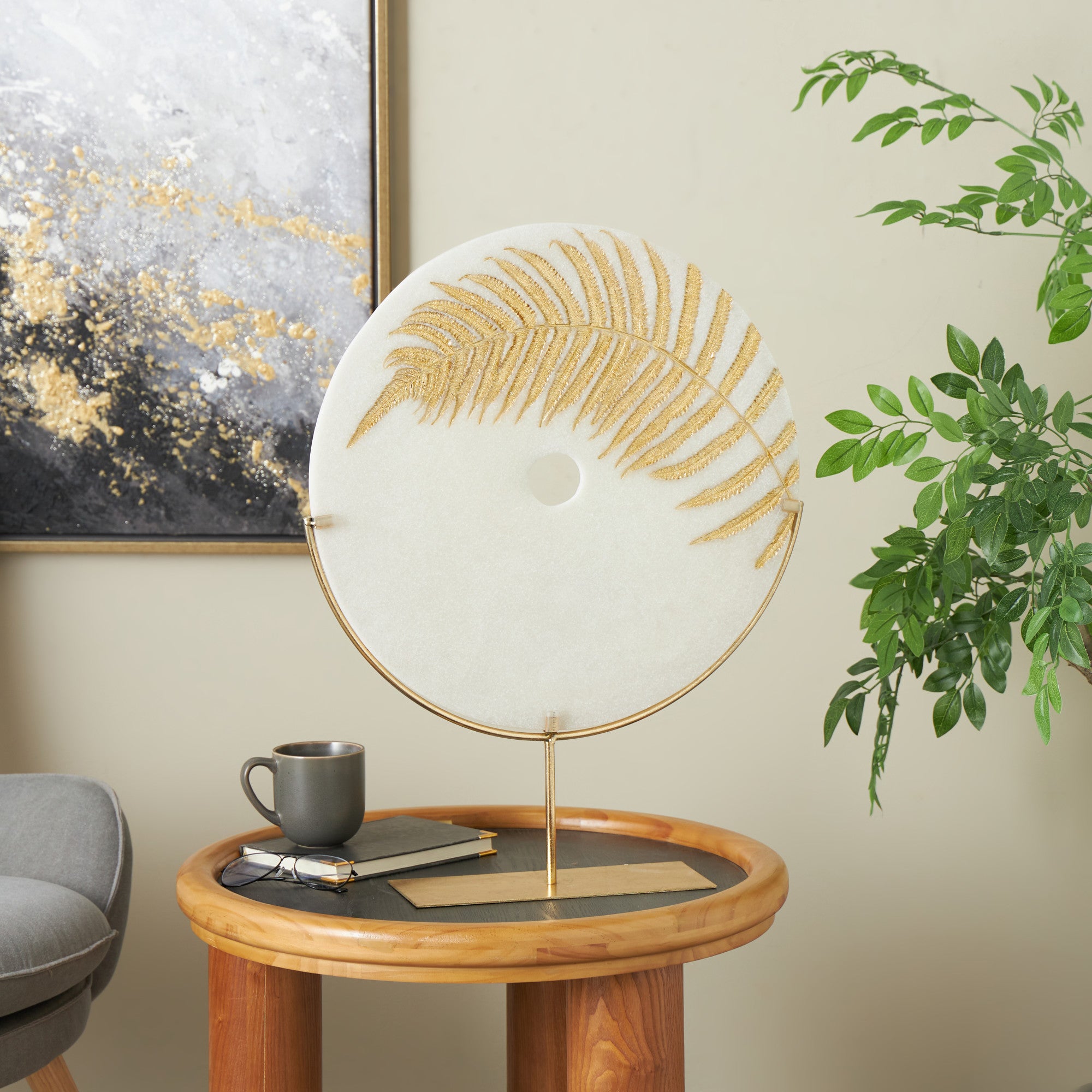 Leaf White Polystone Cutout Round Disk Decorative Sculpture with Gold Stand