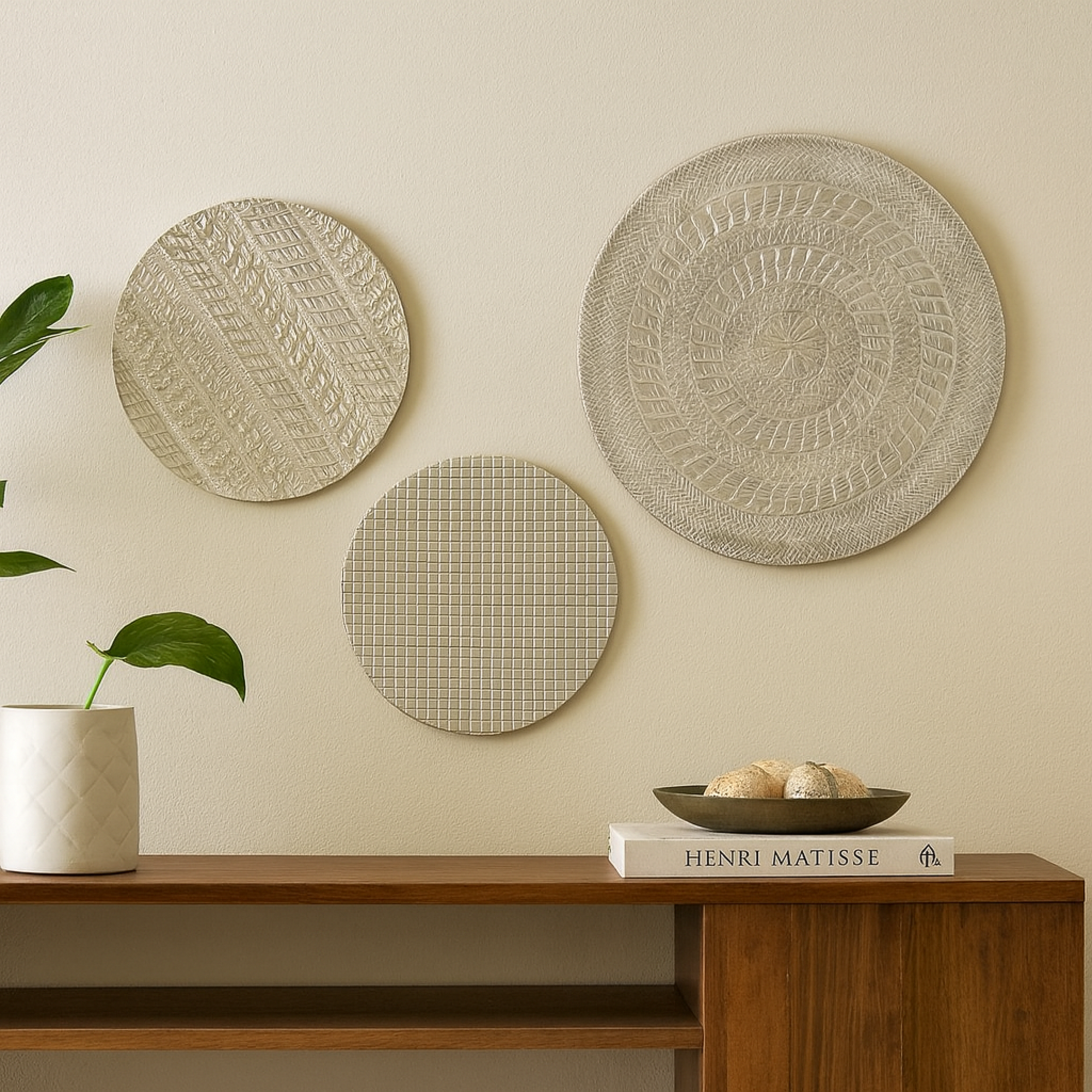 Set of 3 Plate Silver Aluminum Metal Carved Designs Home Wall Decor