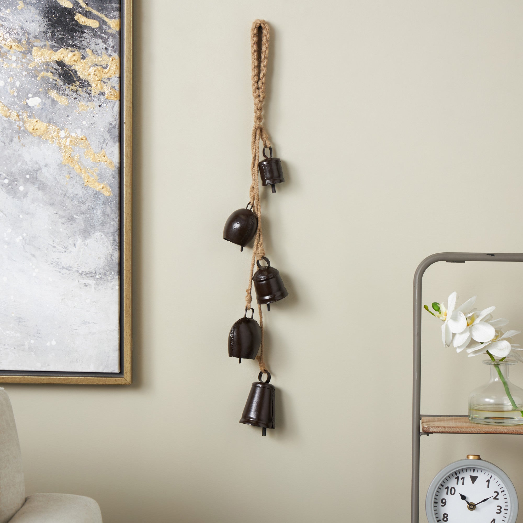 Metal Cascading Cluster Indoor Outdoor Decorative Cow Bells with Jute Hanging Rope