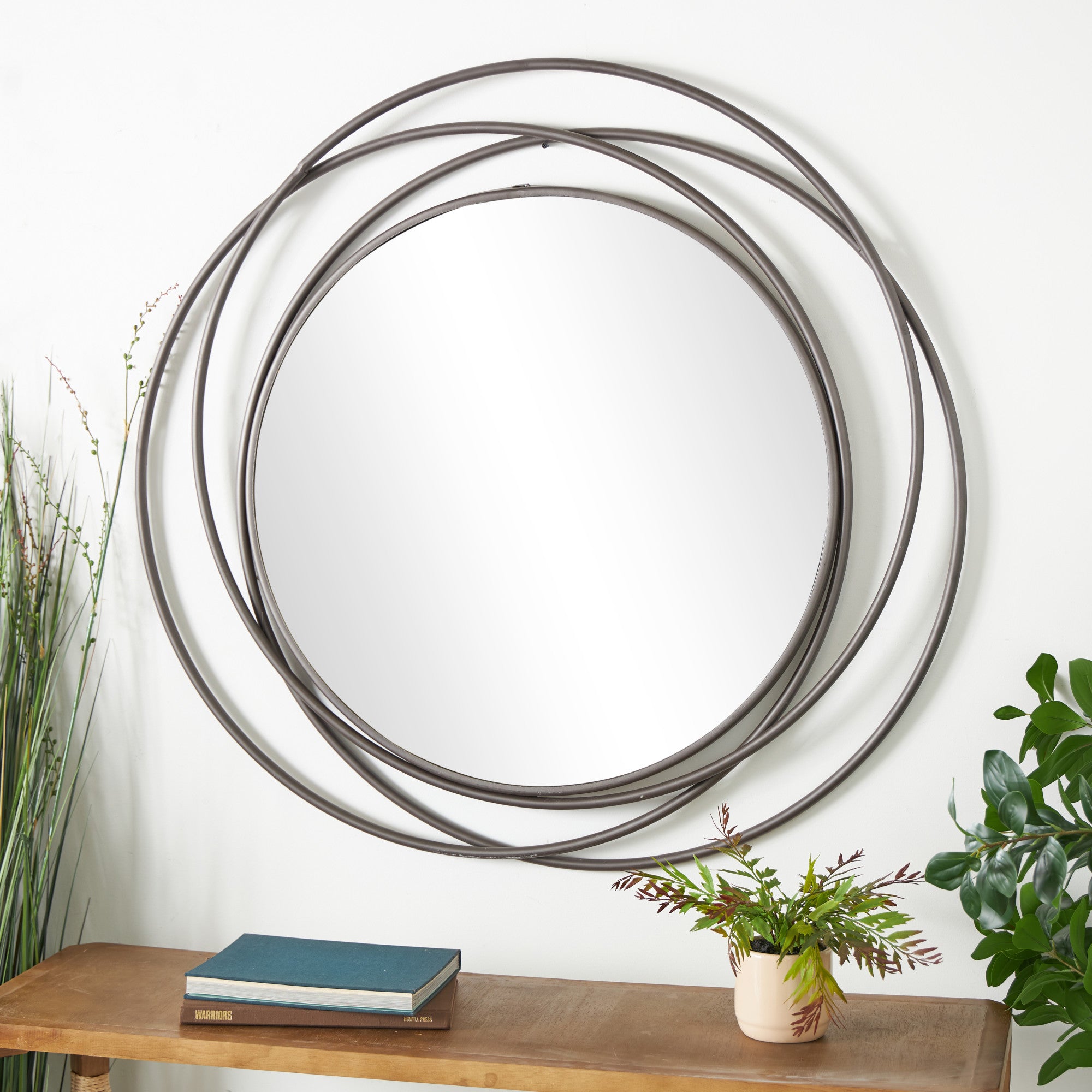 Metal Room Wall Mirror with Overlapping Circles 42" x 2" x 40"