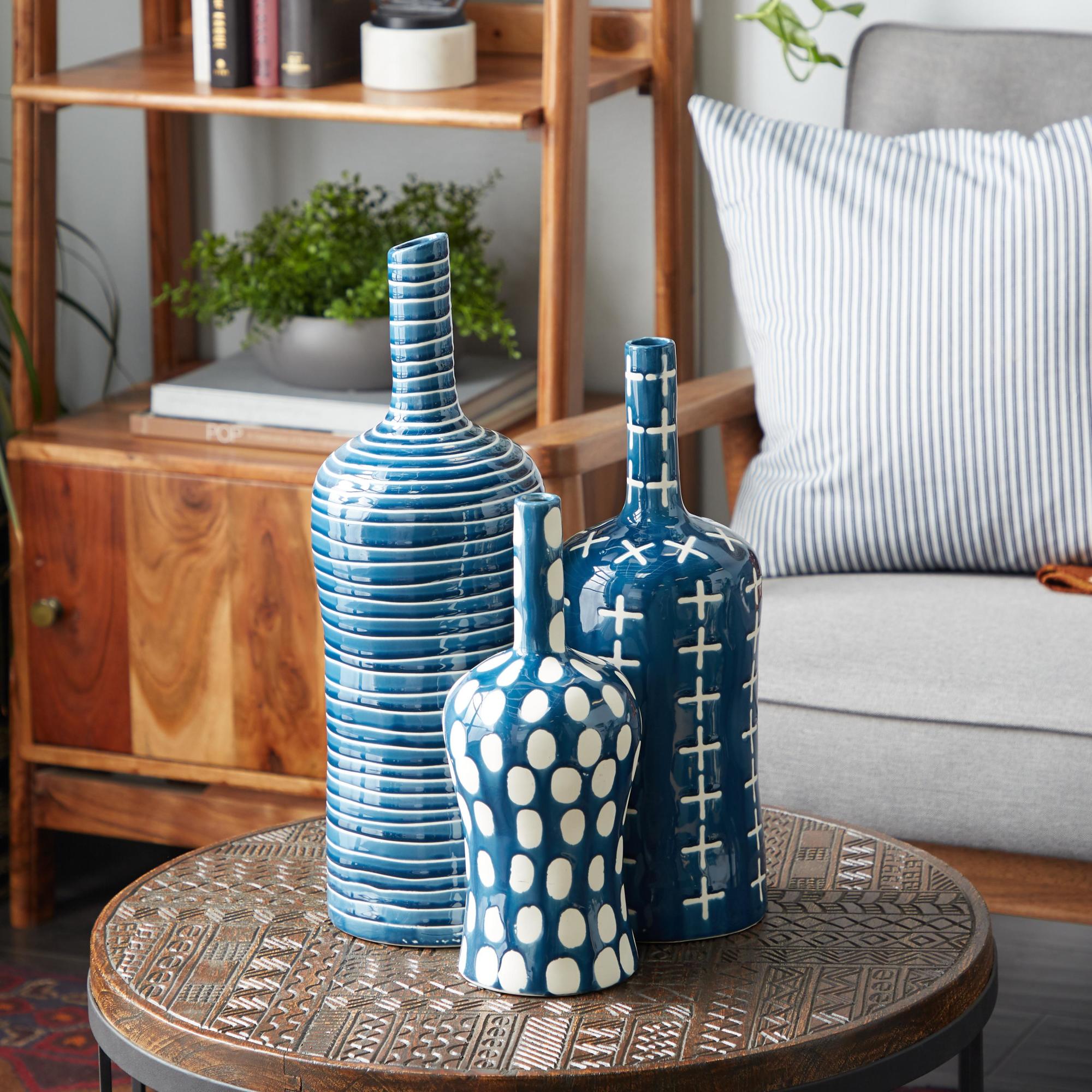 Set of 3 Blue Ceramic Decorative Vase with Varying Patterns