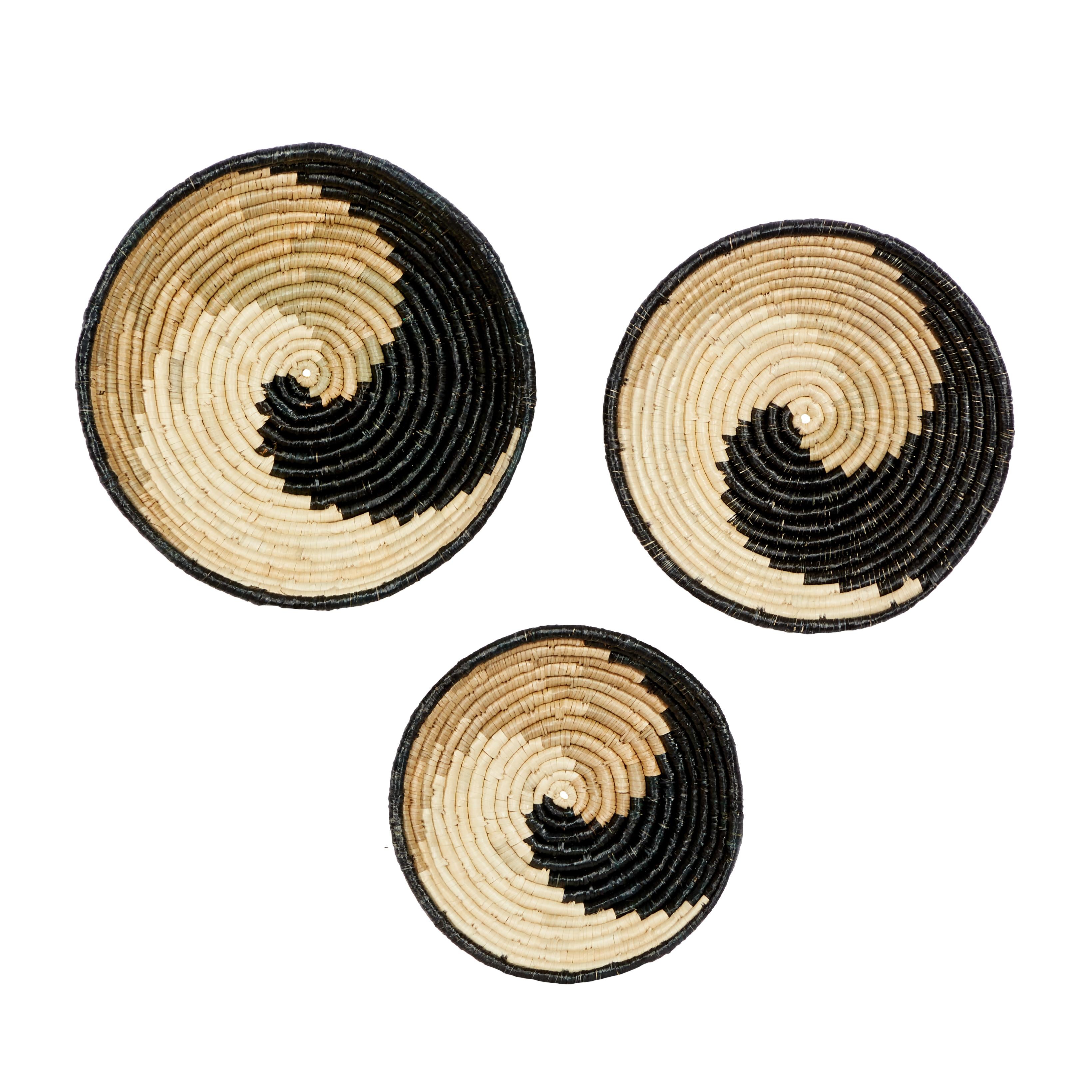 Set of 3 Plate Seagrass Handmade Spiral Basket Home Wall Decor Set of 3 20", 18", 15"H