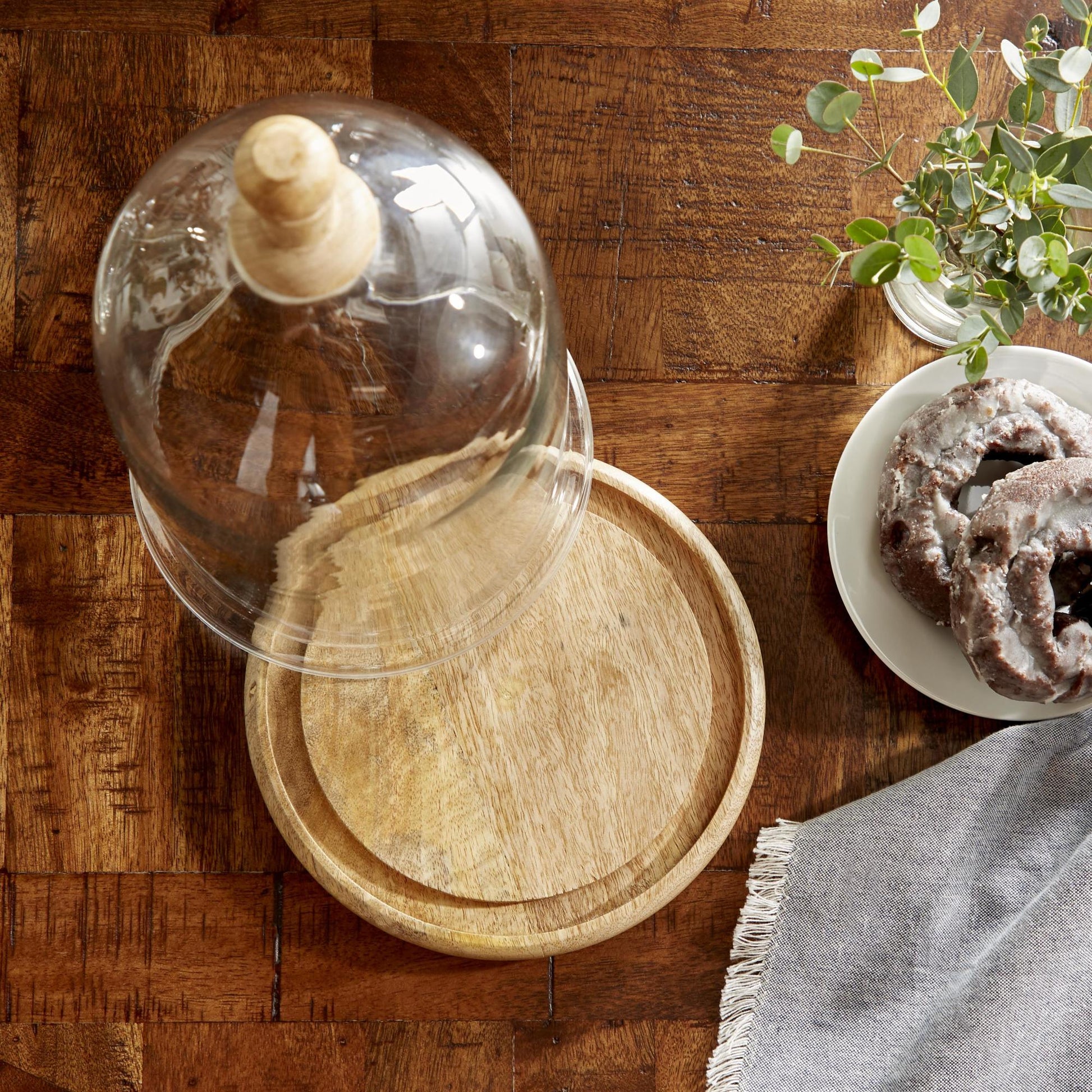 Brown Glass Decorative Cake Stand with Glass Lid