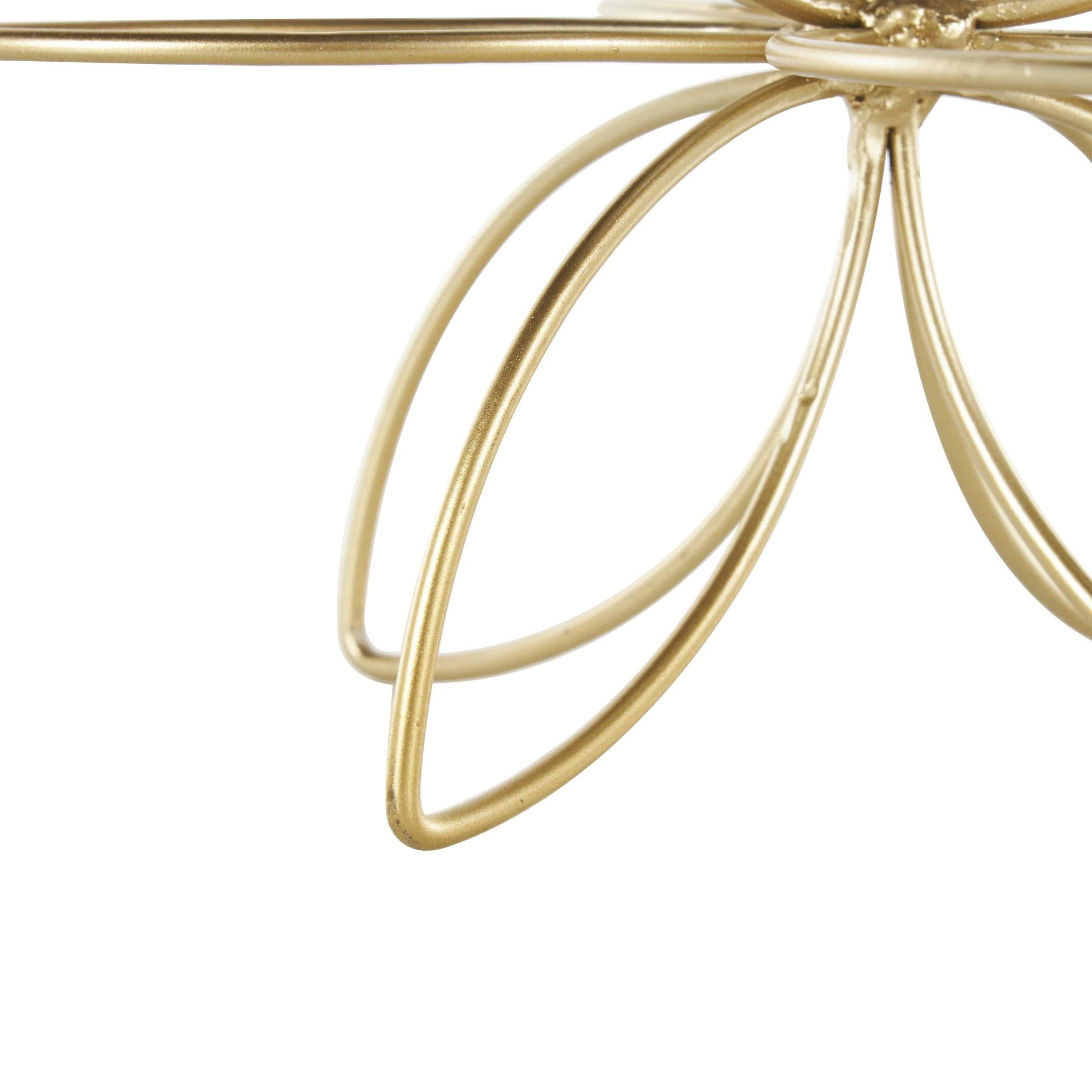 CosmoLiving by Cosmopolitan Set of 3 Floral Gold Metal Wire Decorative Sculpture