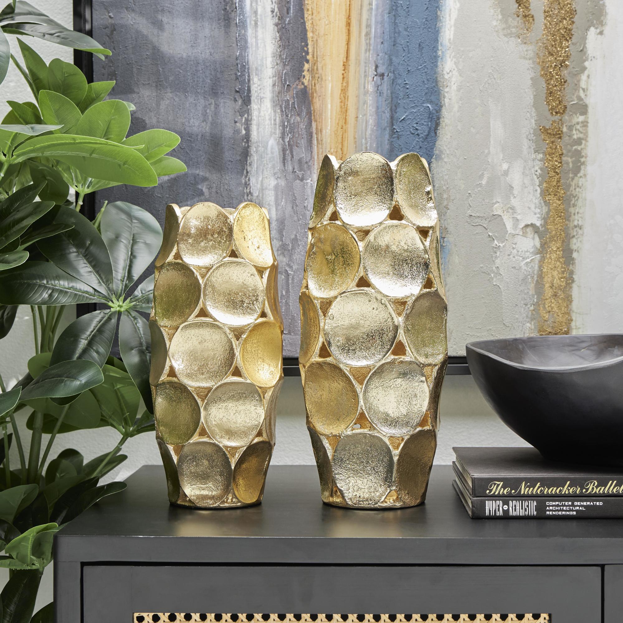 Set of 2 Geometric Aluminum Metal Open Framed Decorative Vase with Circular Plates