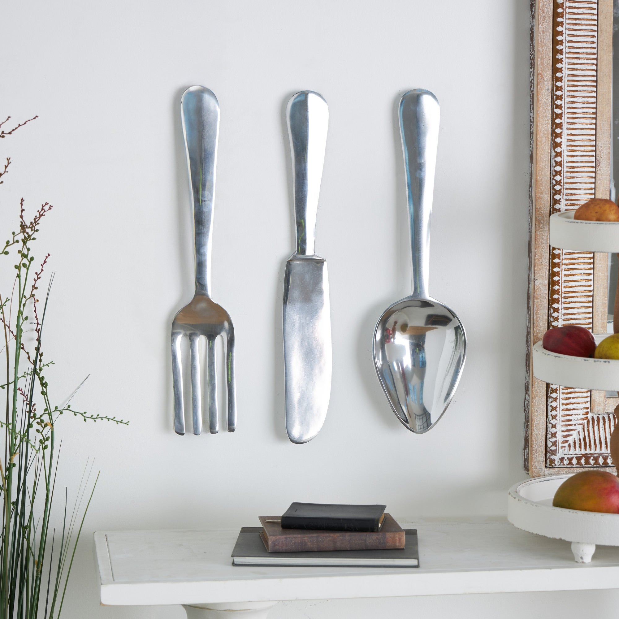 Set of 3 Utensils Aluminum Metal Knife, Spoon, and Fork Kitchen Home Wall Decor Set of 3 7"W, 23"H