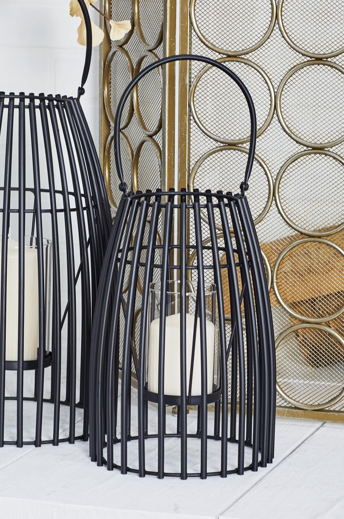 Black Metal Decorative Indoor Outdoor Candle Lantern with Handle