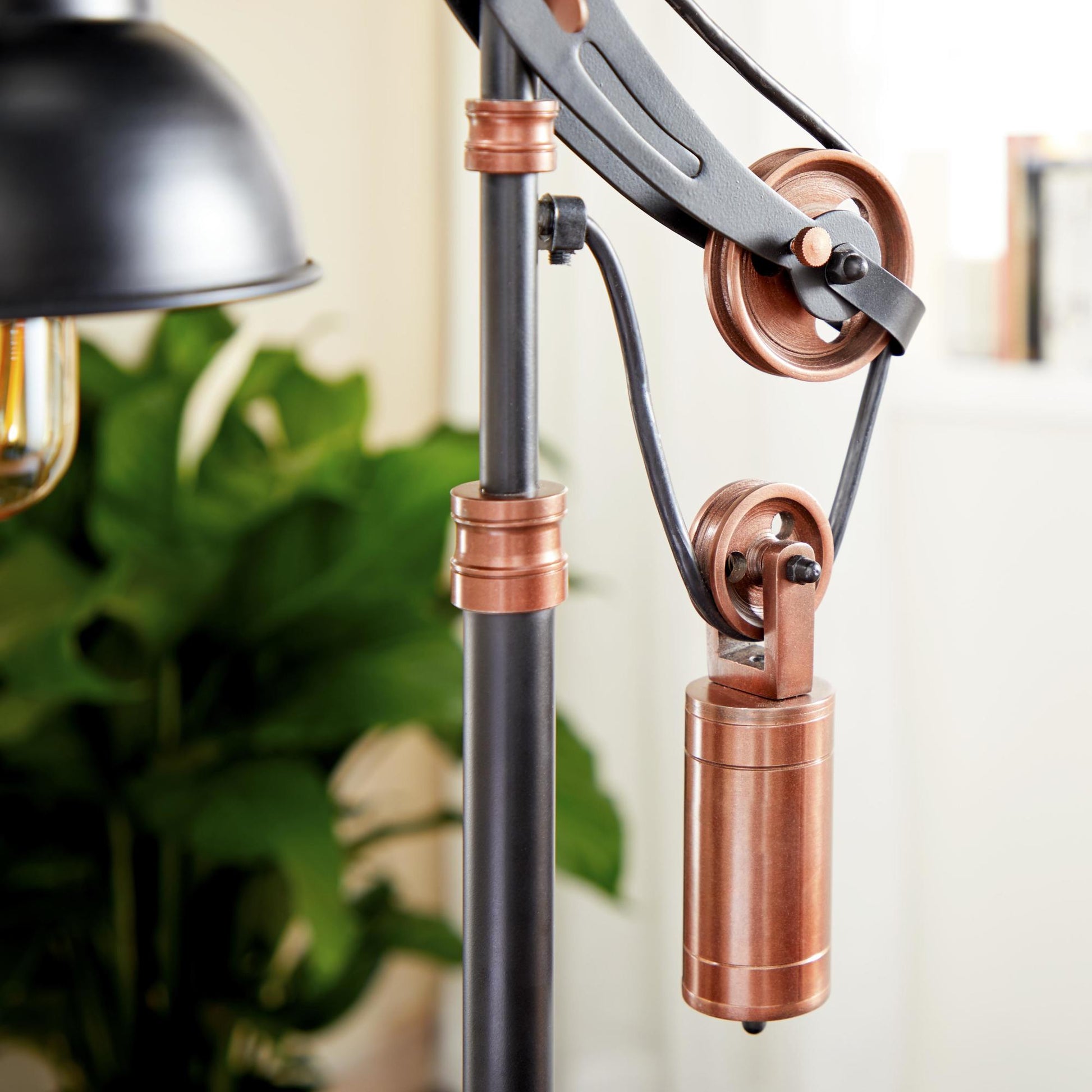 Black Aluminum Metal Pulley Room Desk Lamp with Copper Accents