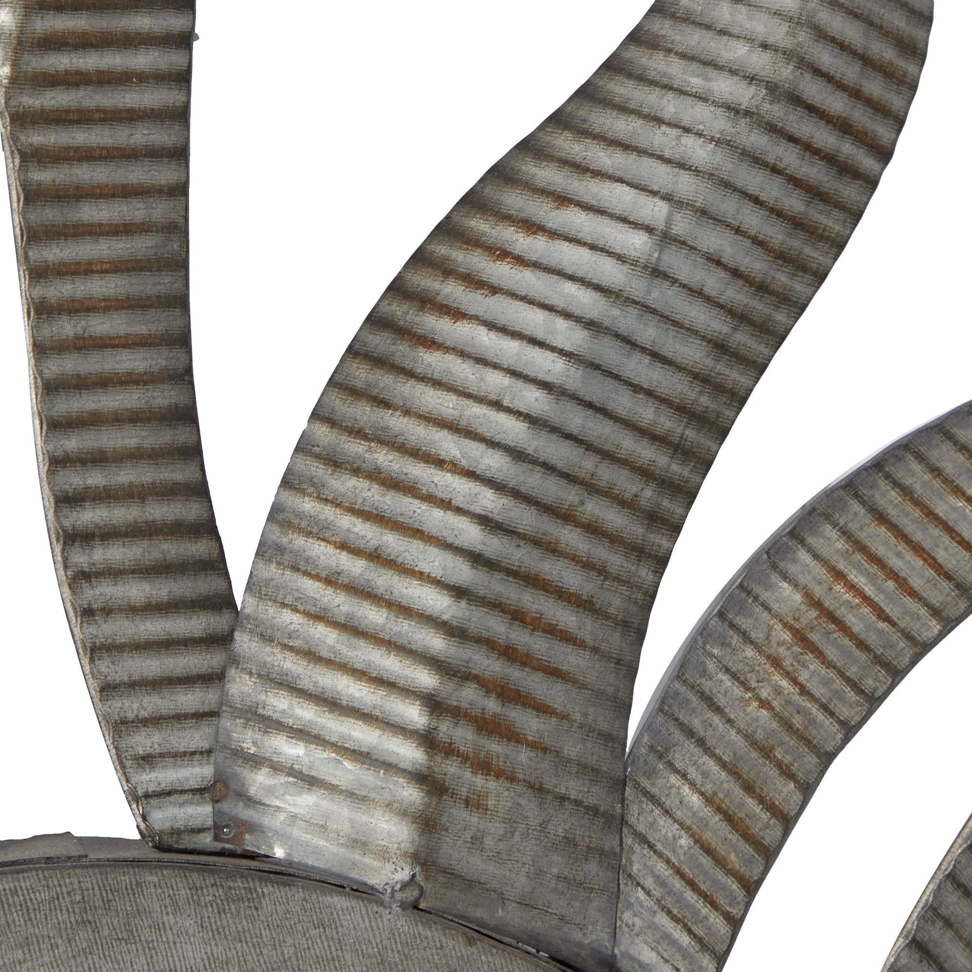 Sun Gray Metal Indoor Outdoor Face Home Wall Decor with Ribbed Detailing