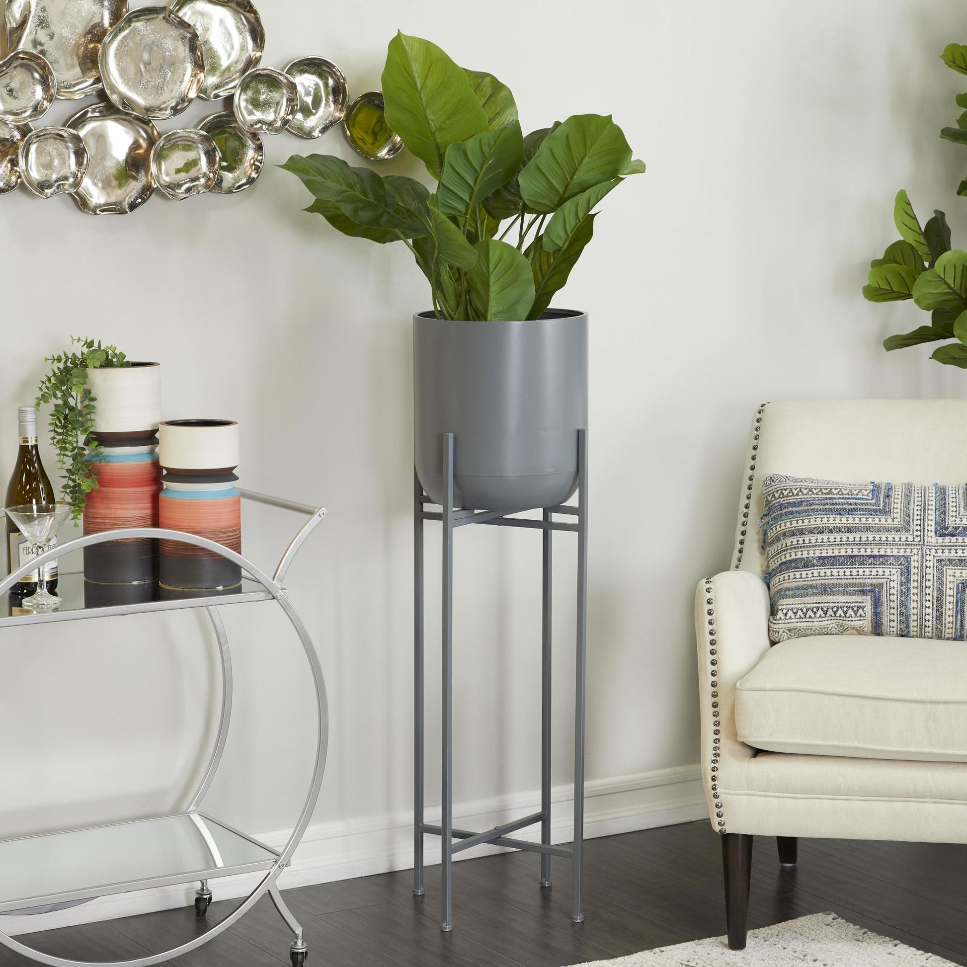CosmoLiving by Cosmopolitan Metal Matte Dome Indoor Outdoor Planter with Removable Stand