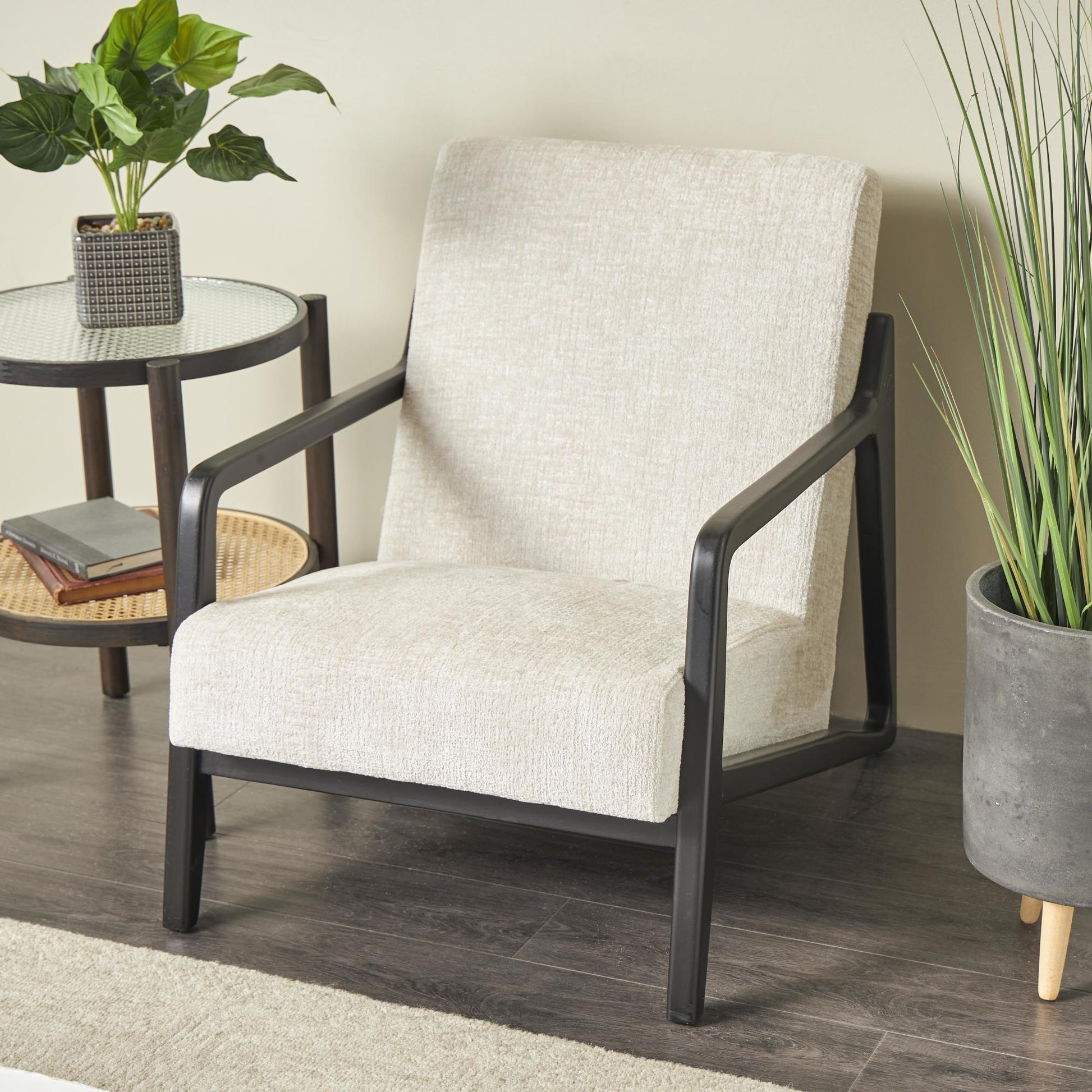 Cream Polyester Mid Century Modern Boucle Living Room Accent Chair with Black Wood Frame
