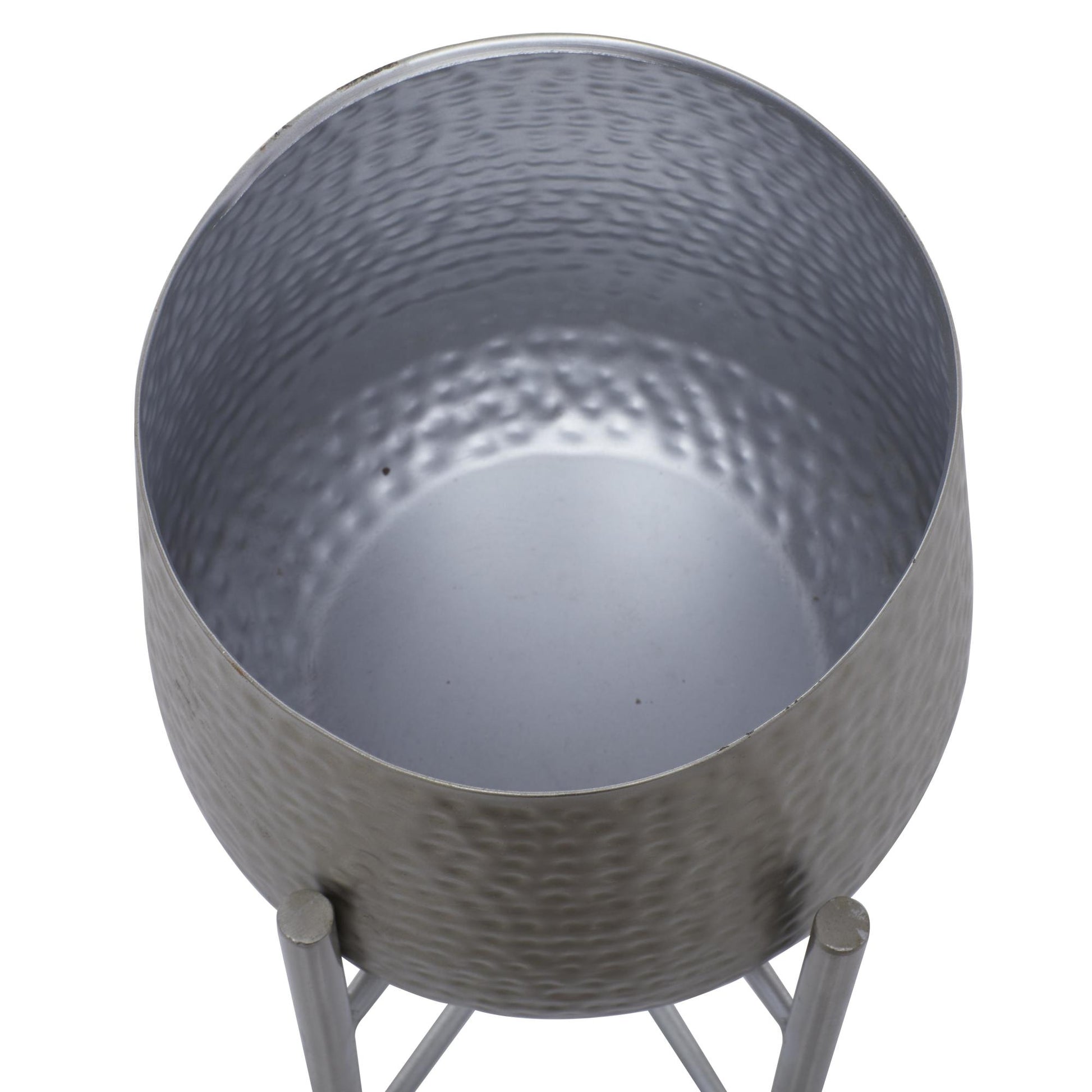 CosmoLiving by Cosmopolitan Set of 2 Metal Hammered Indoor Outdoor Planter with Removable Stand
