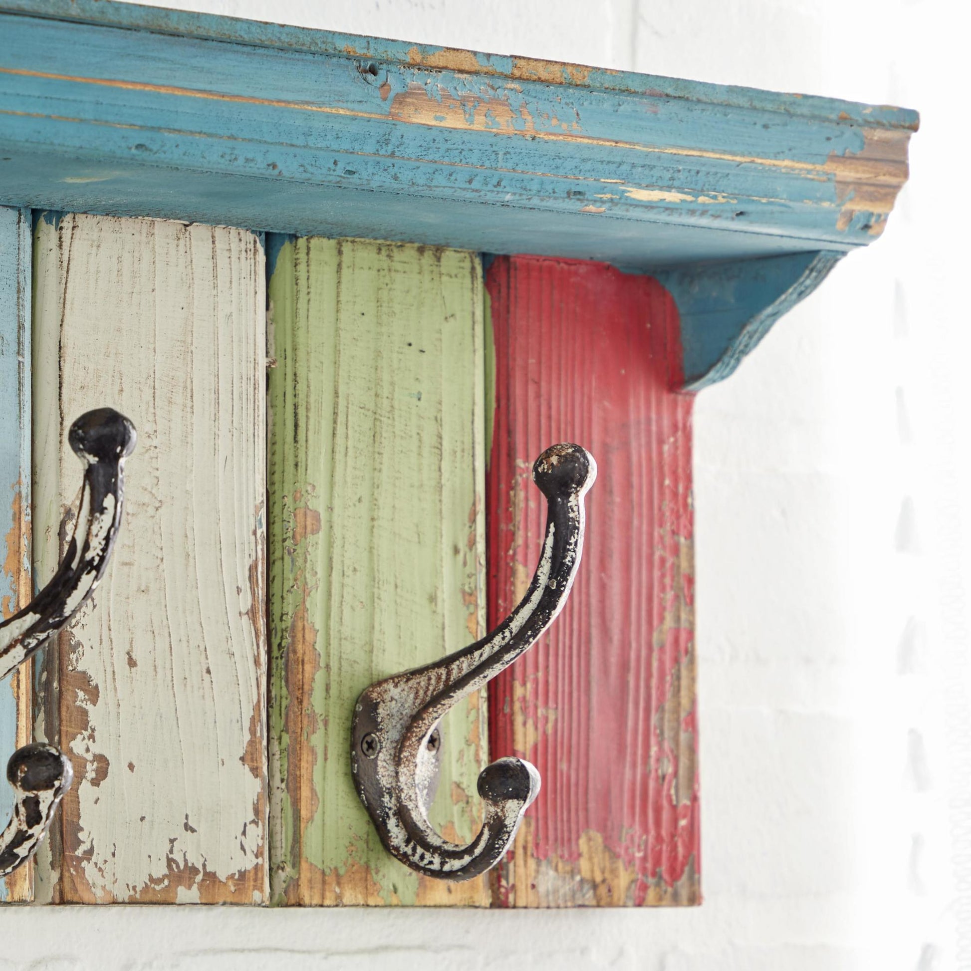 Multi Colored Wood Slatted Distressed Shelf 5 Hanger Home Wall Hook