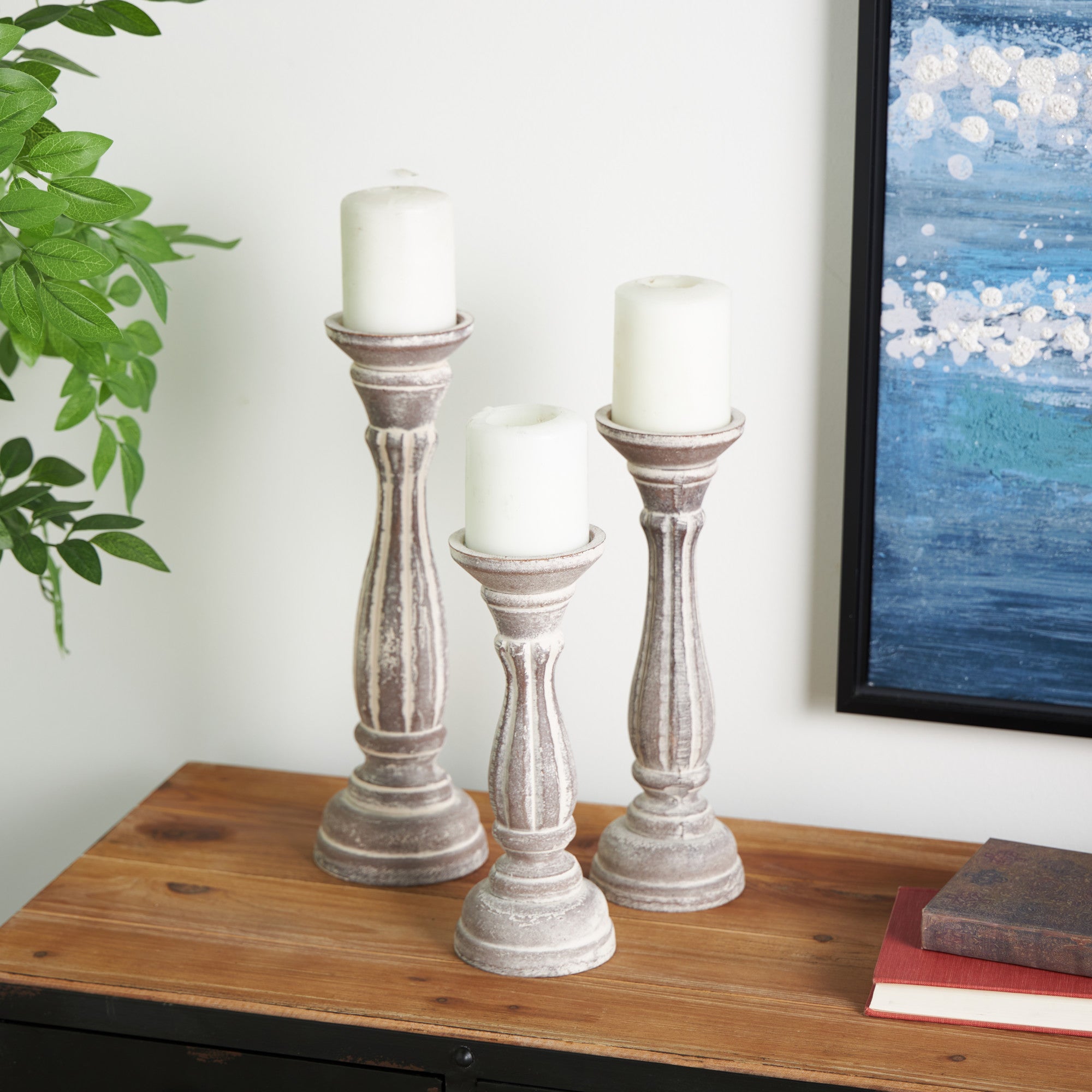 Set of 3 Wooden Distressed Turned Pillar Decorative Candle Holder