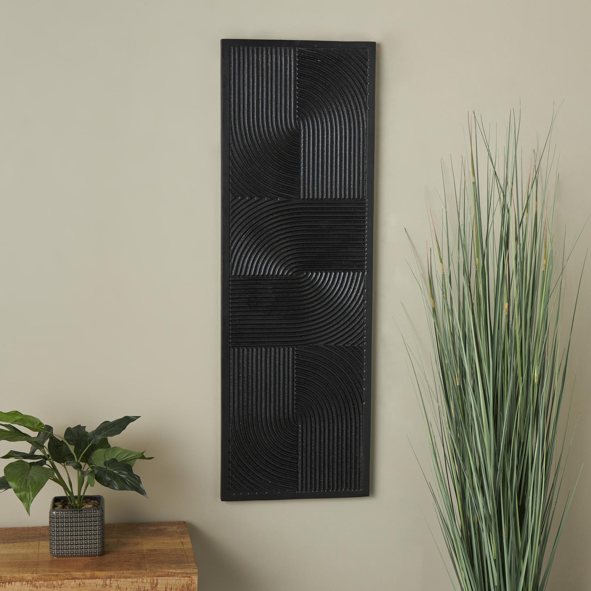 CosmoLiving by Cosmopolitan Geometric Wooden Handmade Carved Panel Home Wall Decor with Looped Sand Art Design