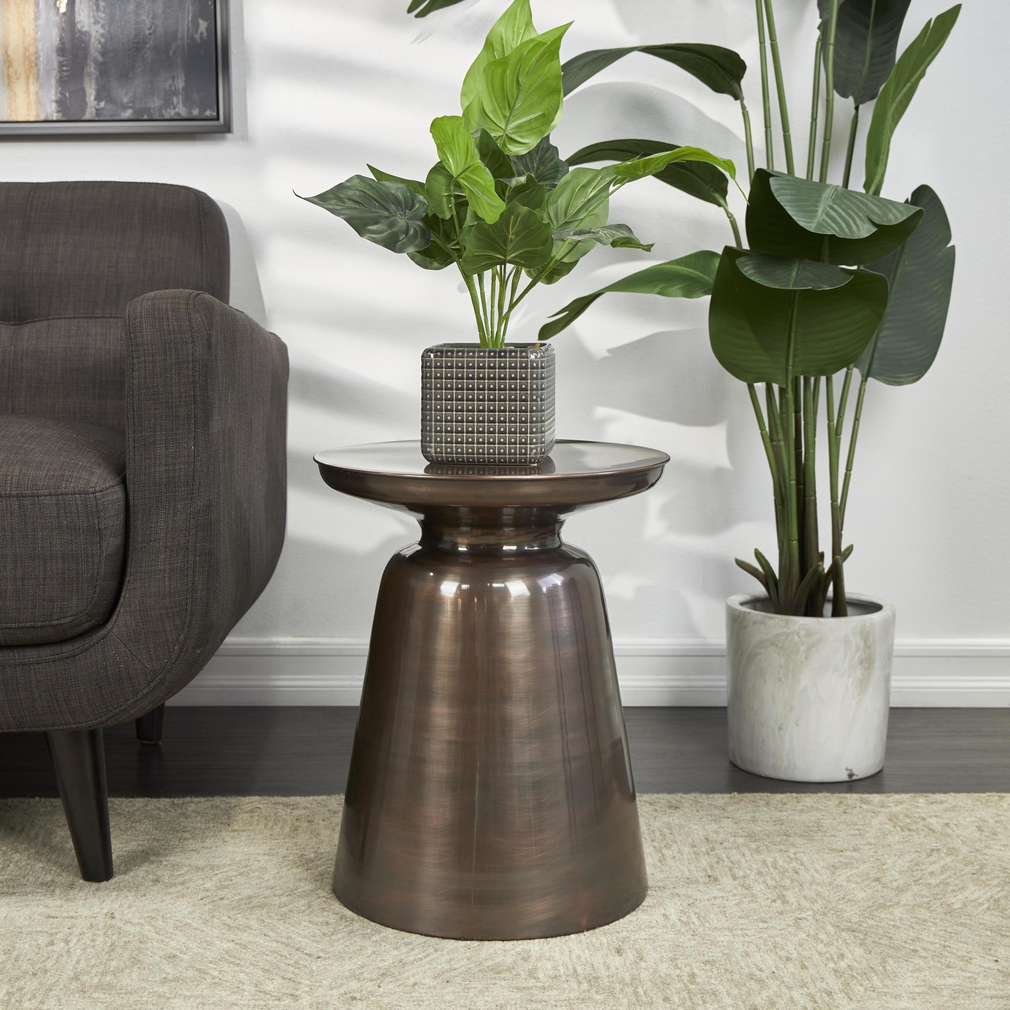 Metal Side End Accent Table with Bell Shaped Base