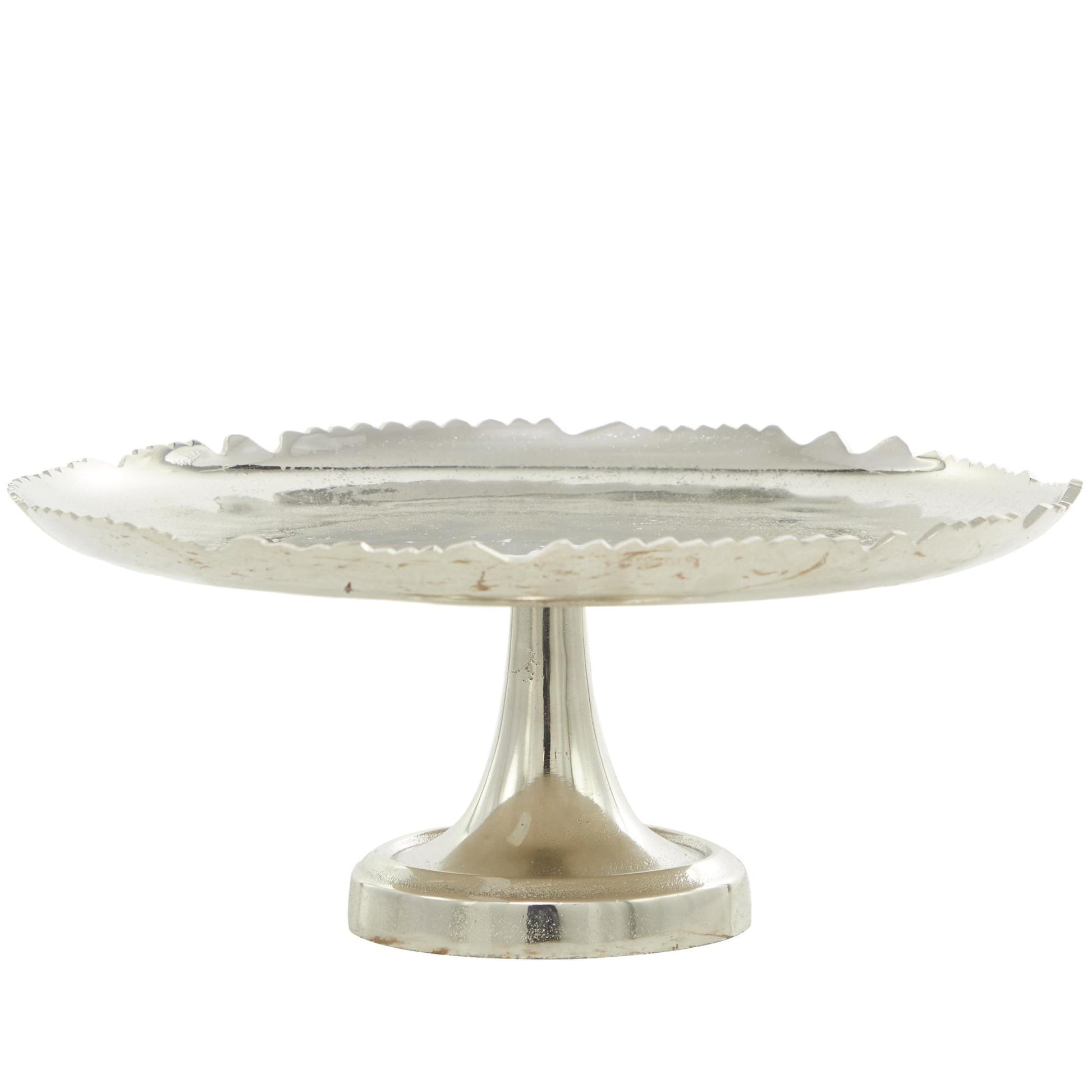 CosmoLiving by Cosmopolitan Silver Aluminum Metal Scalloped Pedestal Decorative Cake Stand with Abstract Cutout Edge