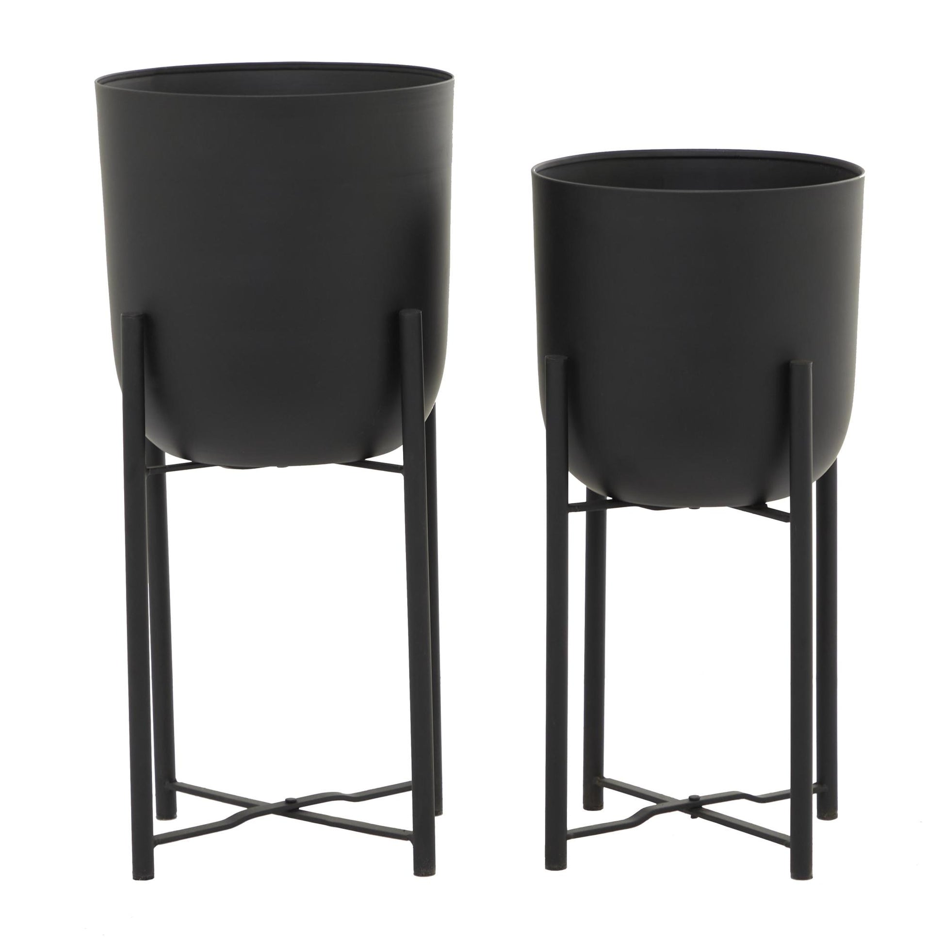 CosmoLiving by Cosmopolitan Set of 2 Black Metal Indoor Outdoor Planter with Removable Stand