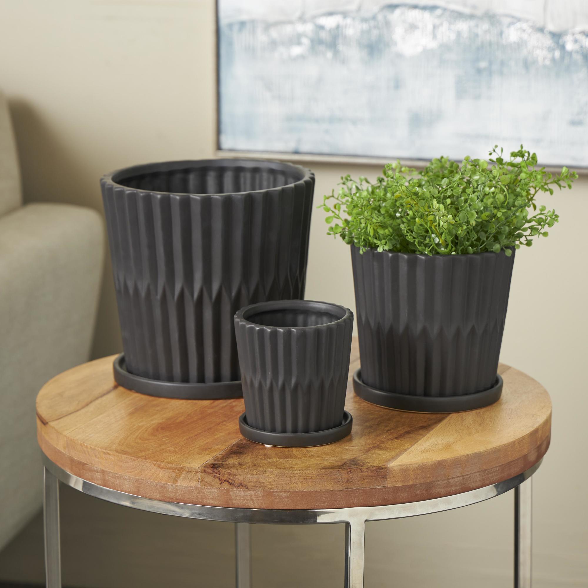 Set of 3 Ceramic Ribbed Indoor Outdoor Planter with Attached Saucer Set of 3 8",6",5"H
