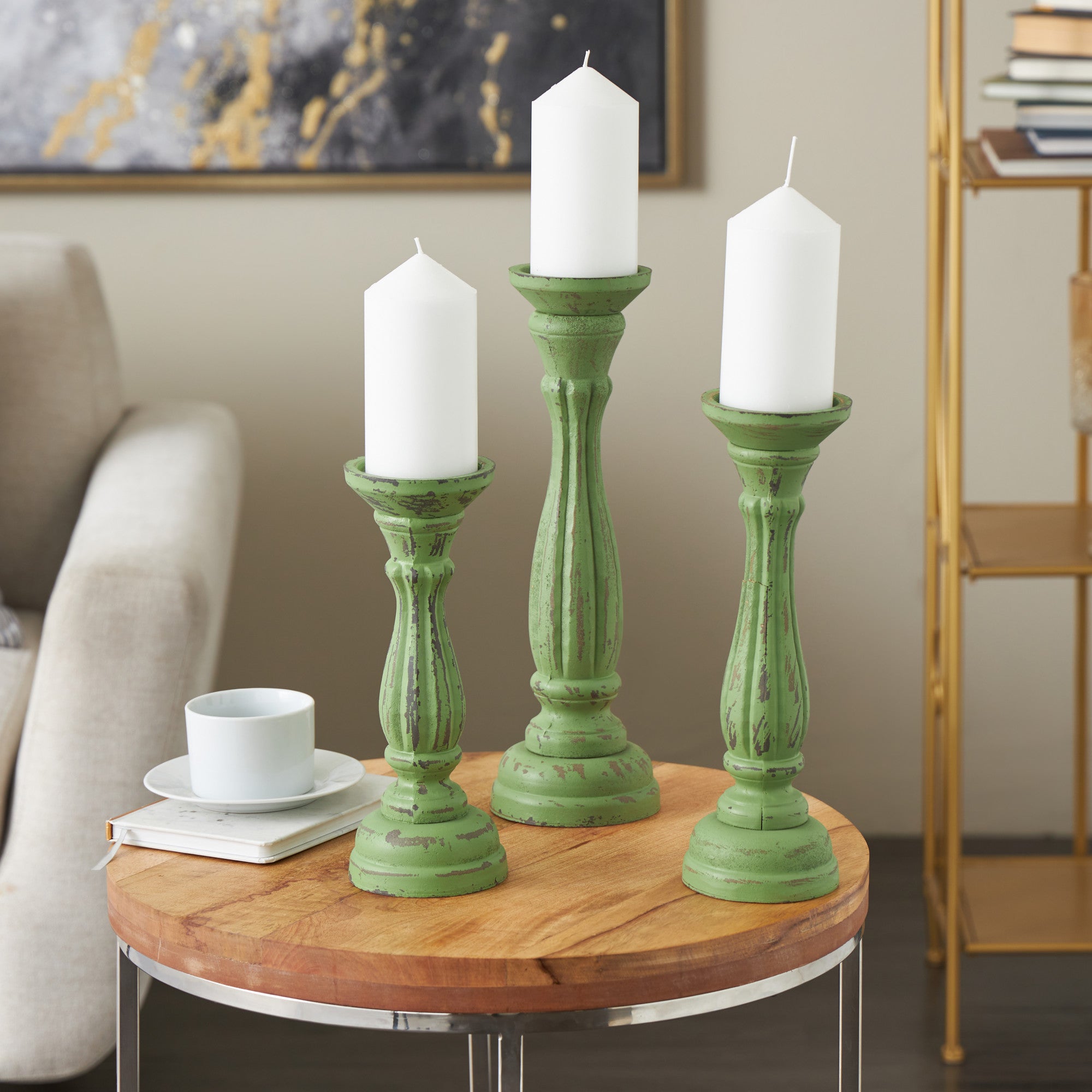Set of 3 Wooden Distressed Turned Pillar Decorative Candle Holder