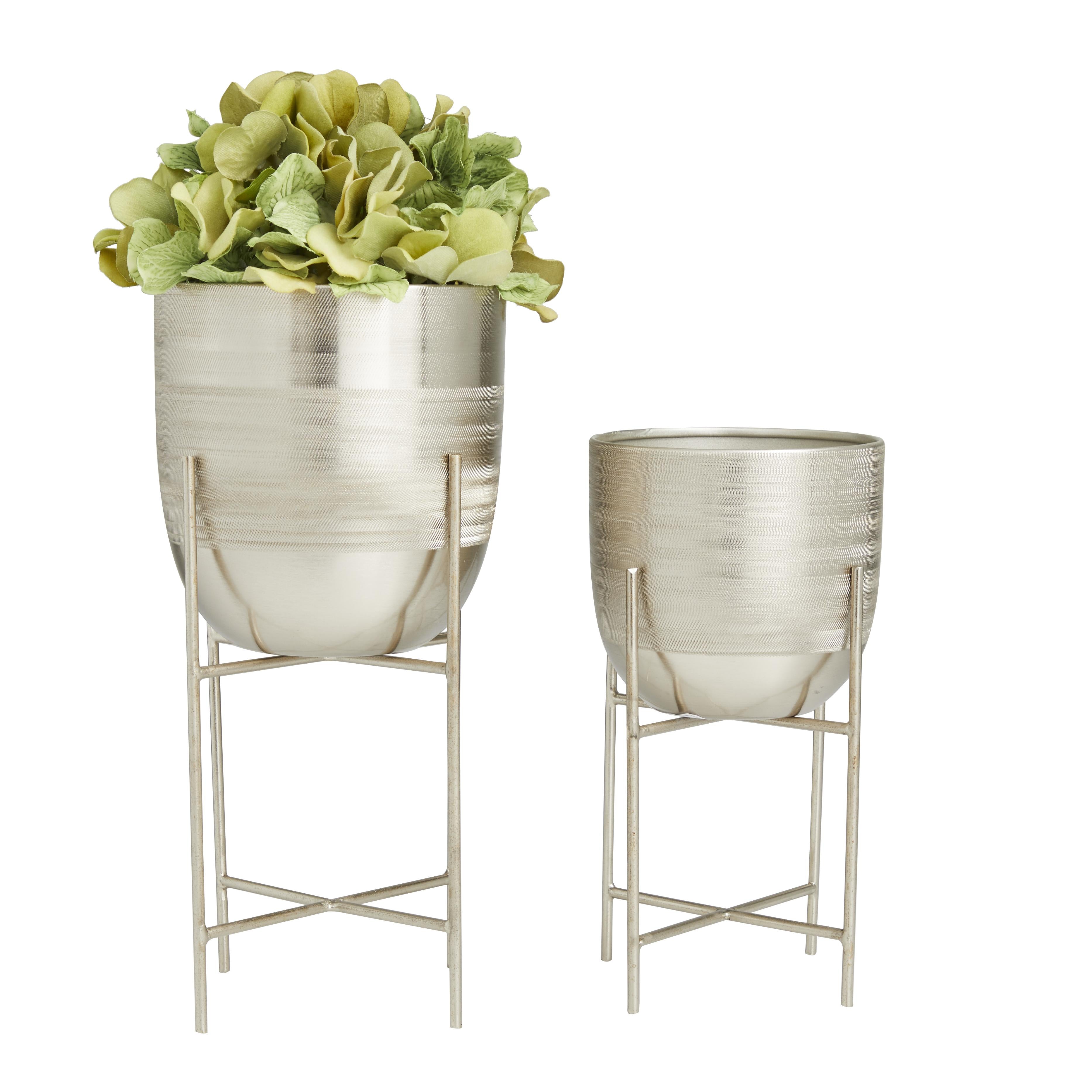 Set of 2 Metal Indoor Outdoor Planter with Removable Stand