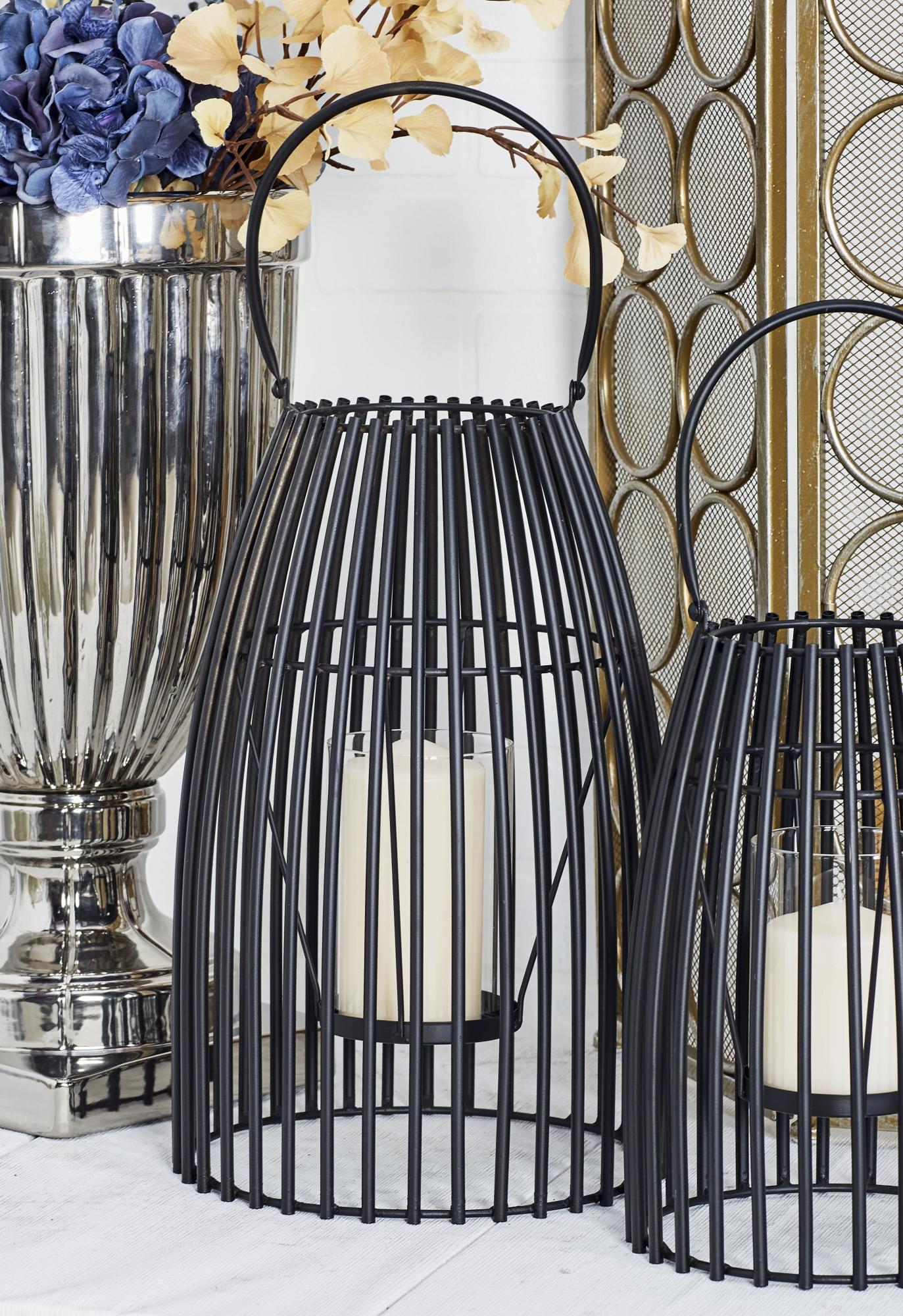 Black Metal Decorative Indoor Outdoor Candle Lantern with Handle