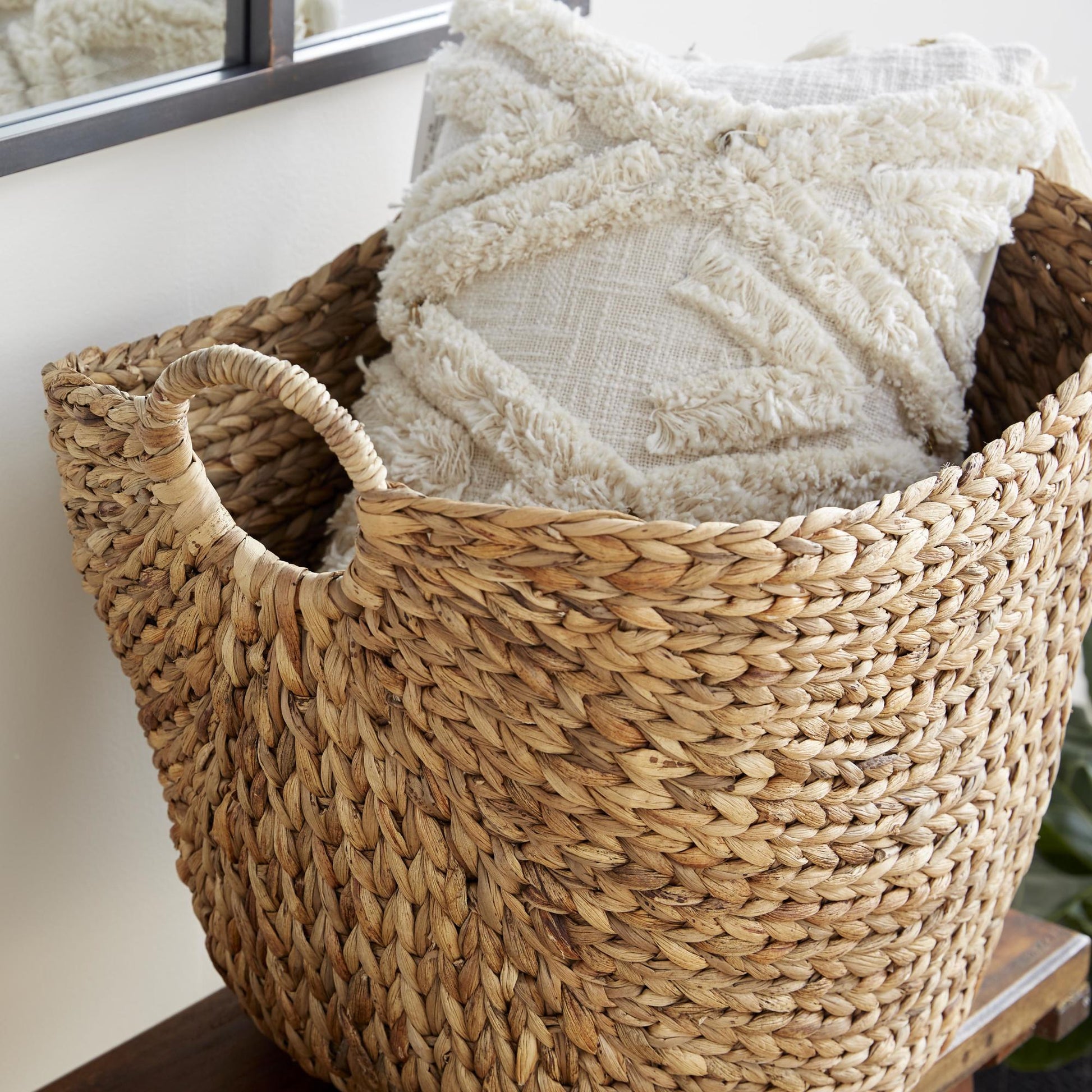 Seagrass Handmade Large Woven Decorative and Functional Storage Basket with Ring Handles