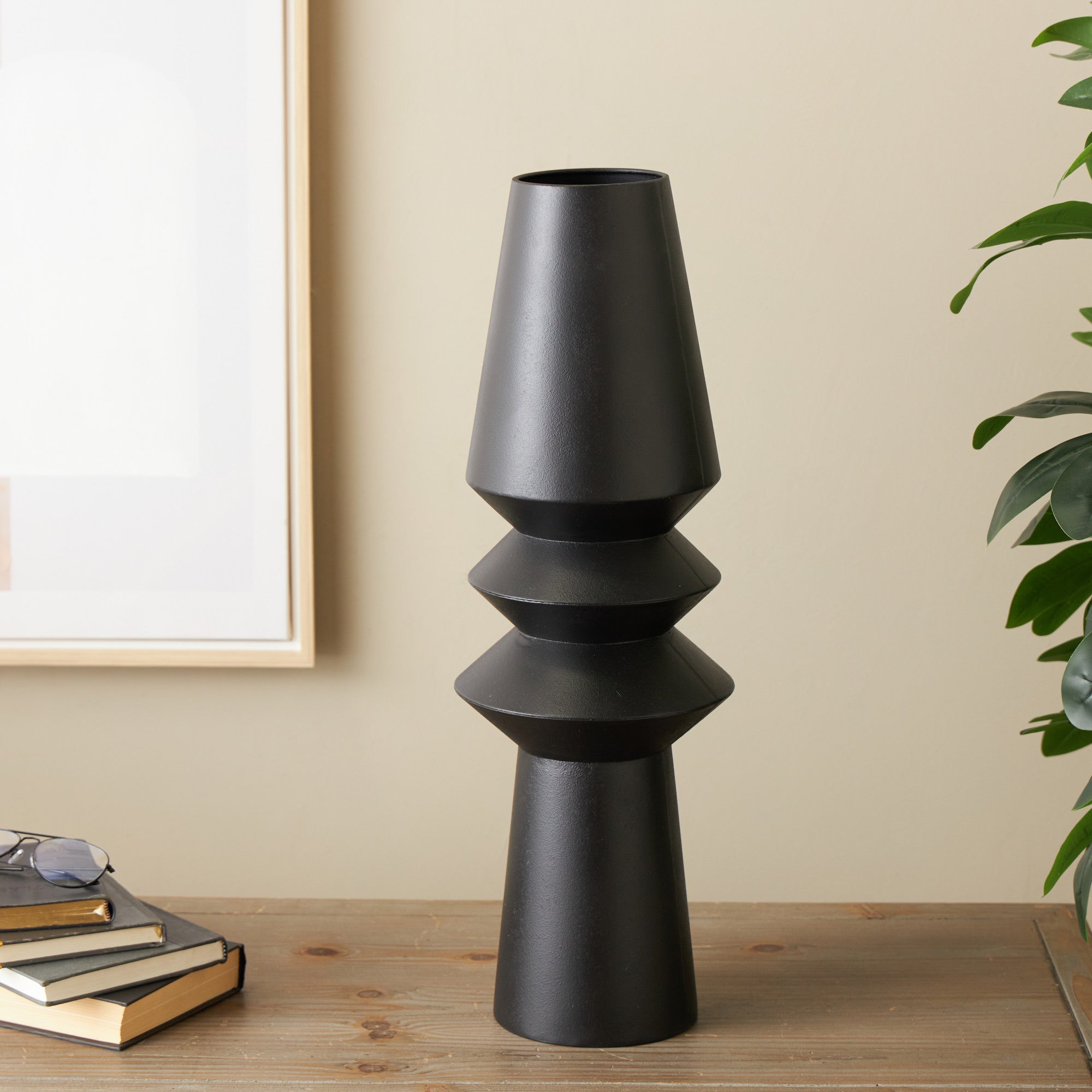 Black Metal Art Deco Fluted Decorative Vase