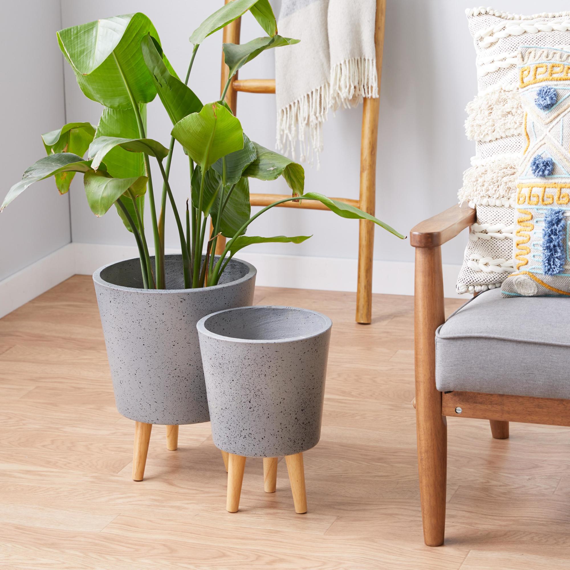 Set of 2 Gray Magnesium Oxide Planter