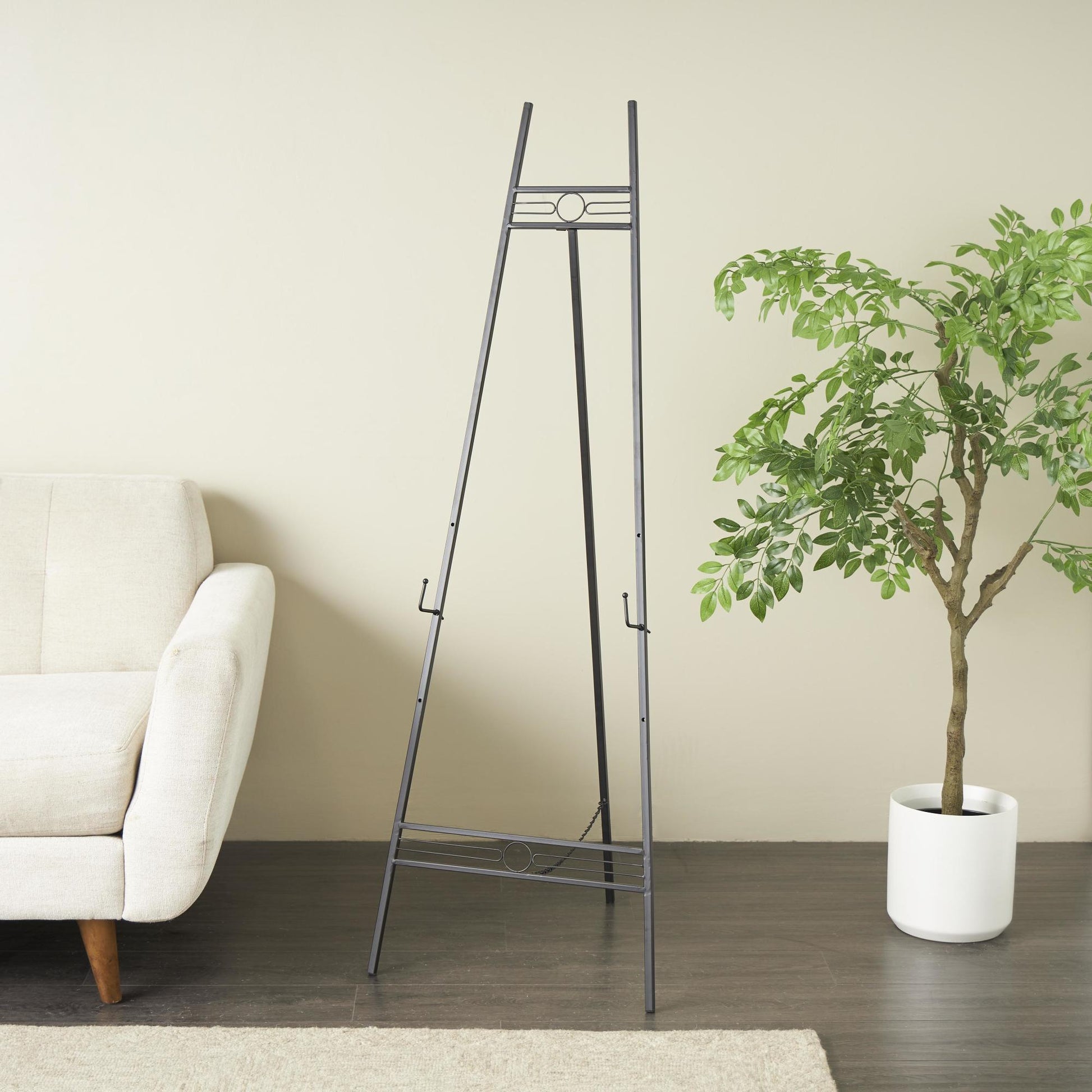 Geometric Metal 3 Tier Display Easel with Chain Support
