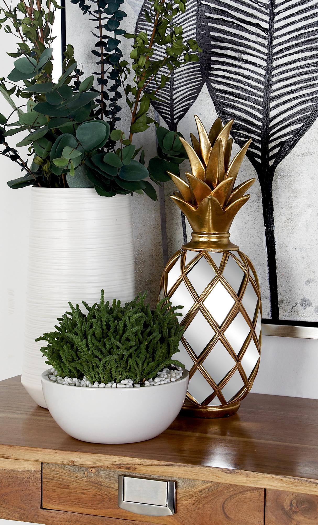 Fruit Gold Polystone Pineapple Decorative Sculpture with Mirror Accents