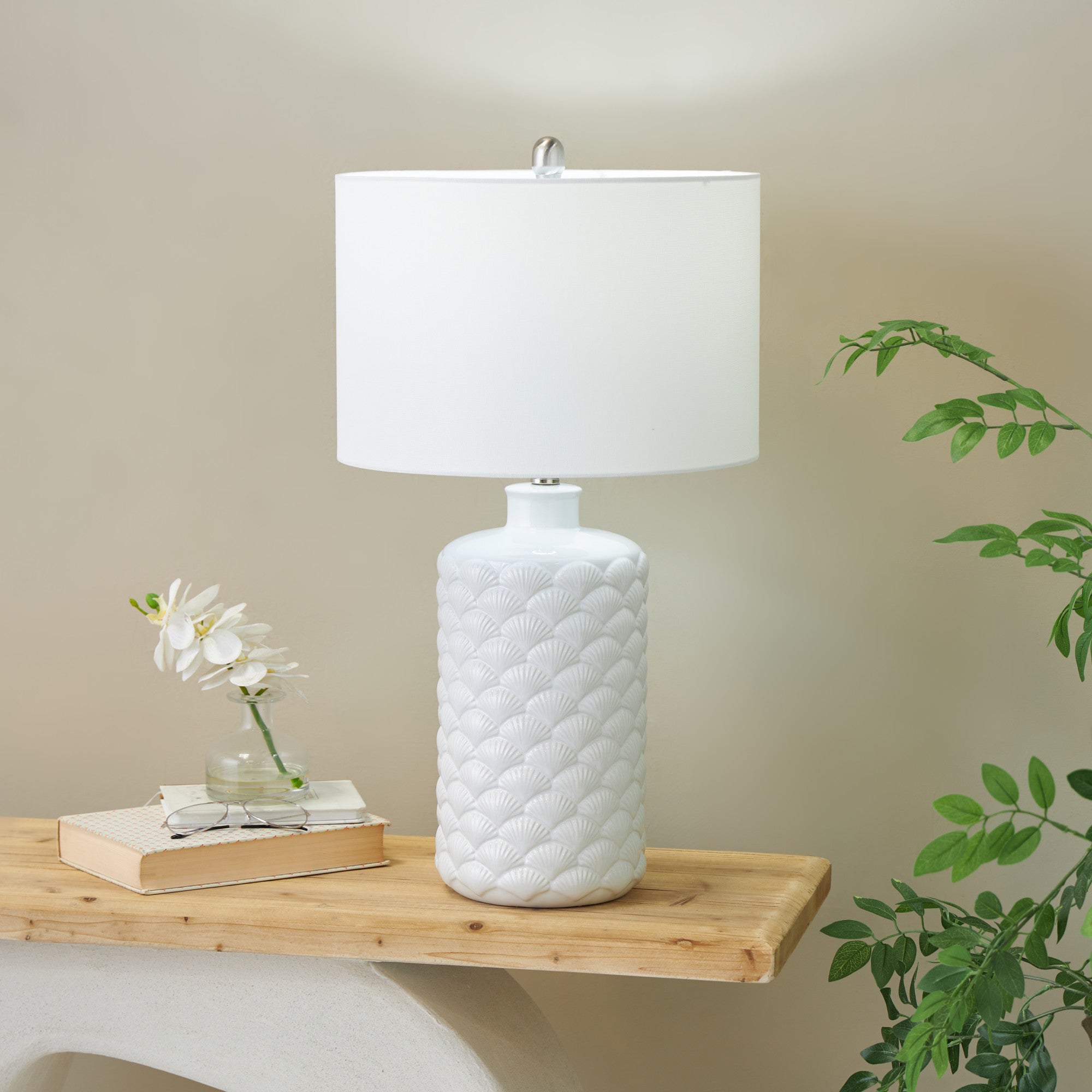 Shell White Ceramic Embedded Room Table Lamp with Drum Linen Shade