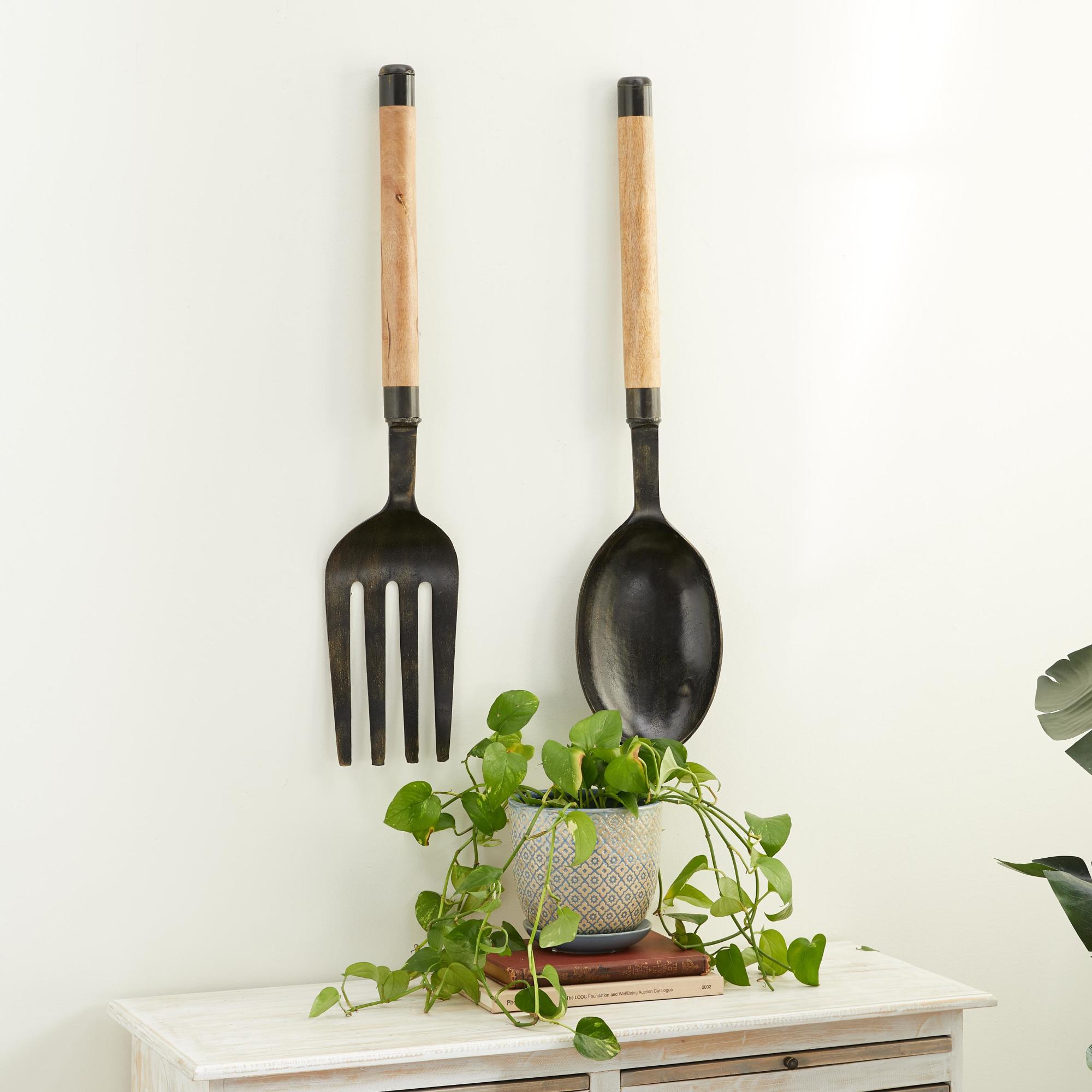 Set of 2 Utensils Aluminum Metal Spoon and Fork Home Wall Decor
