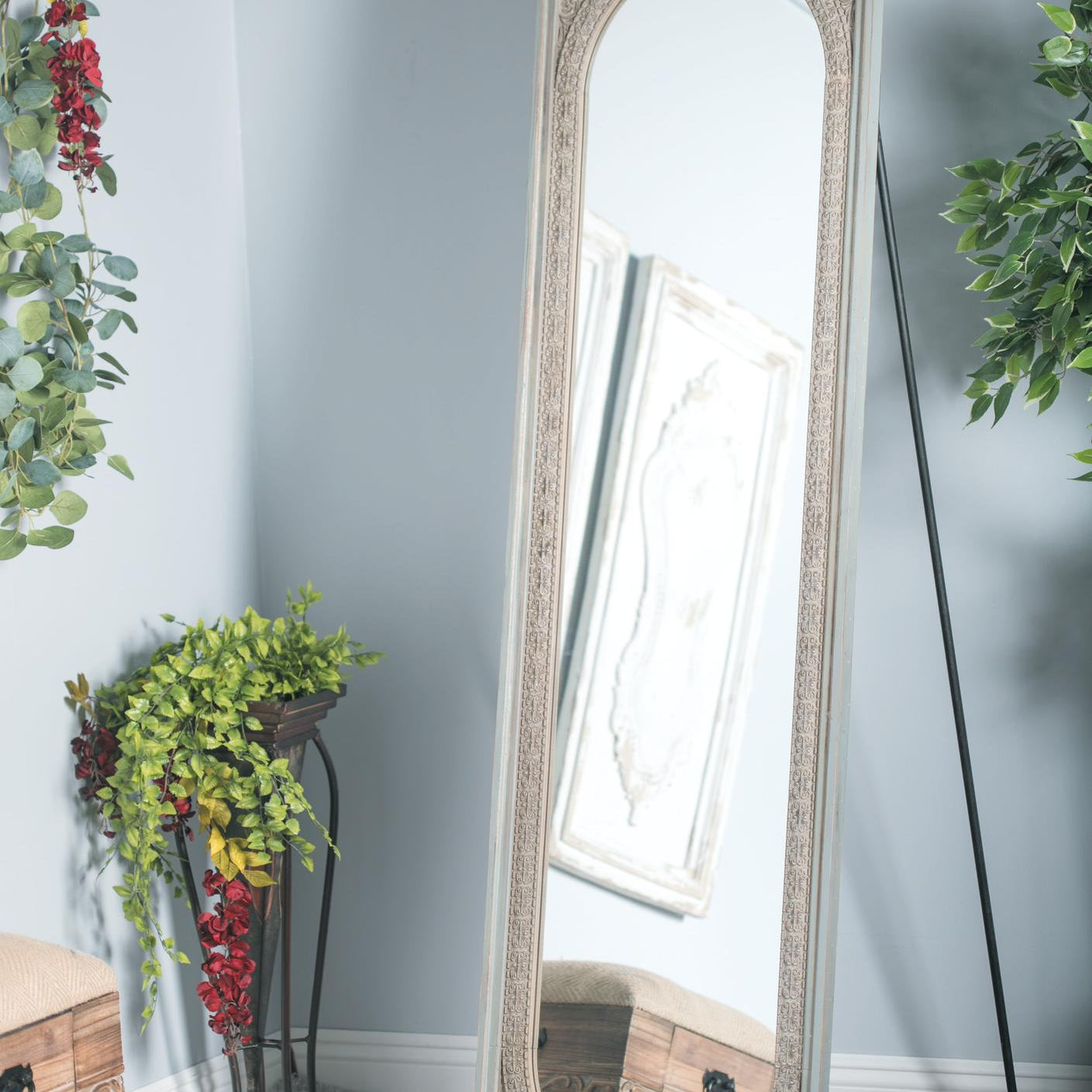 Floral Green Wood Embossed Room Floor Mirror with Black Metal Foldable Stand