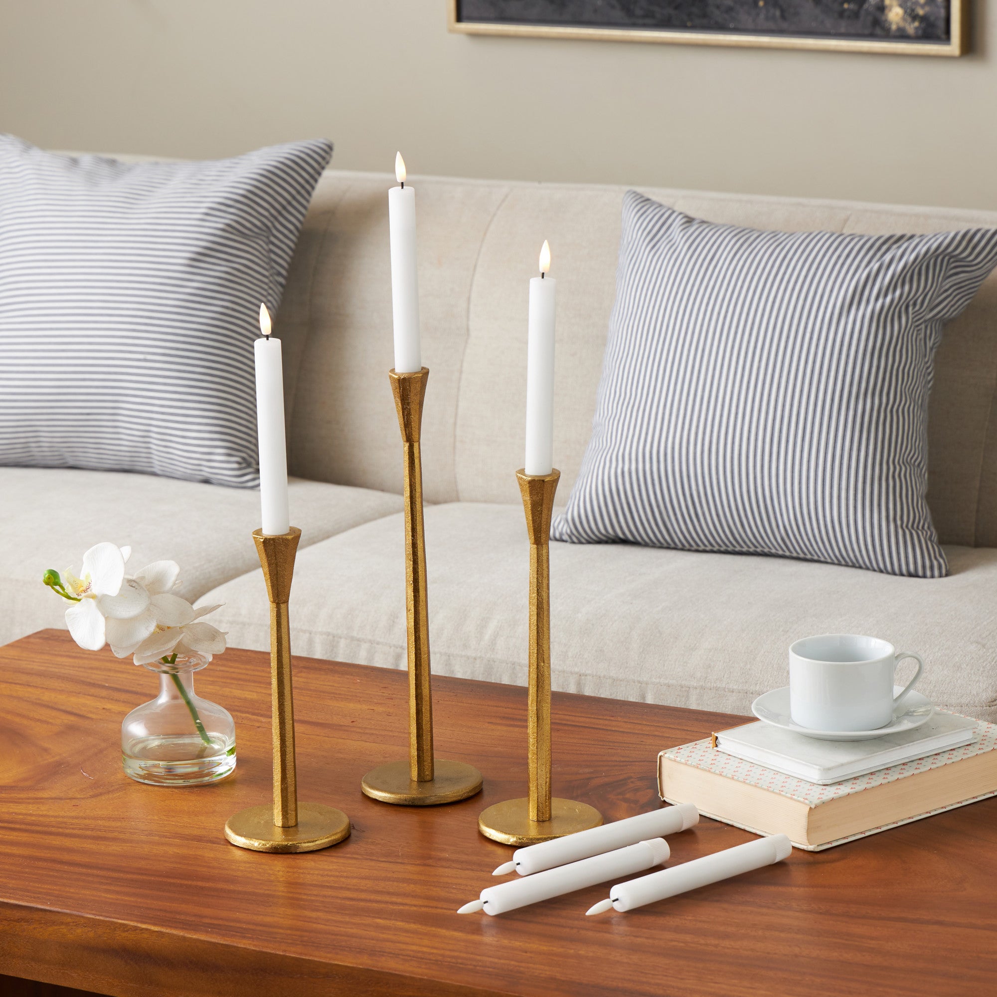 Set of 6 Wax Indoor Outdoor Flameless Candle with Remote Control Set of 6 10"H