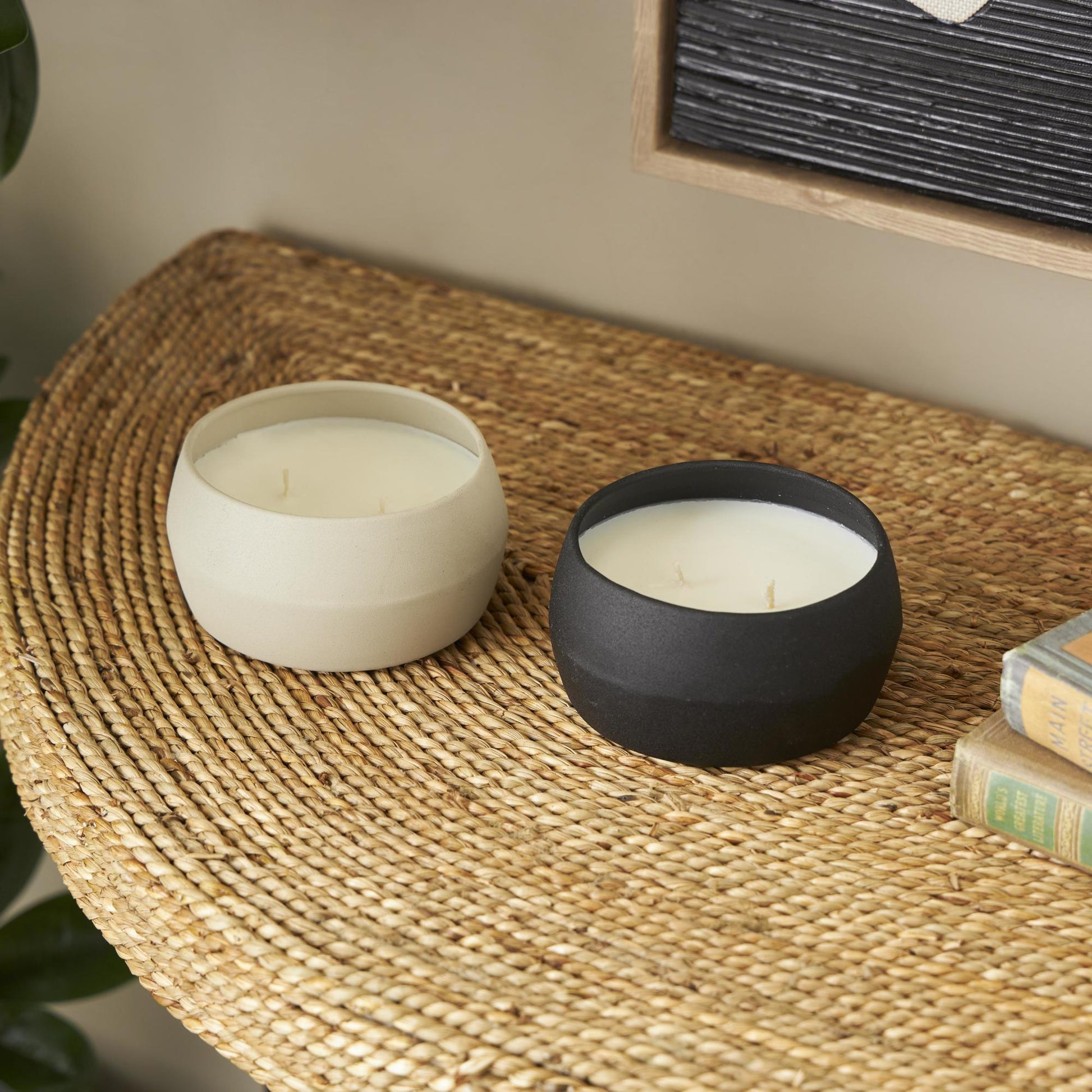 Set of 2 Metal Apple Cinnamon / Creamy Vanilla Swirl Scented Textured 9oz 2 Wick Decorative Candle with White Wax