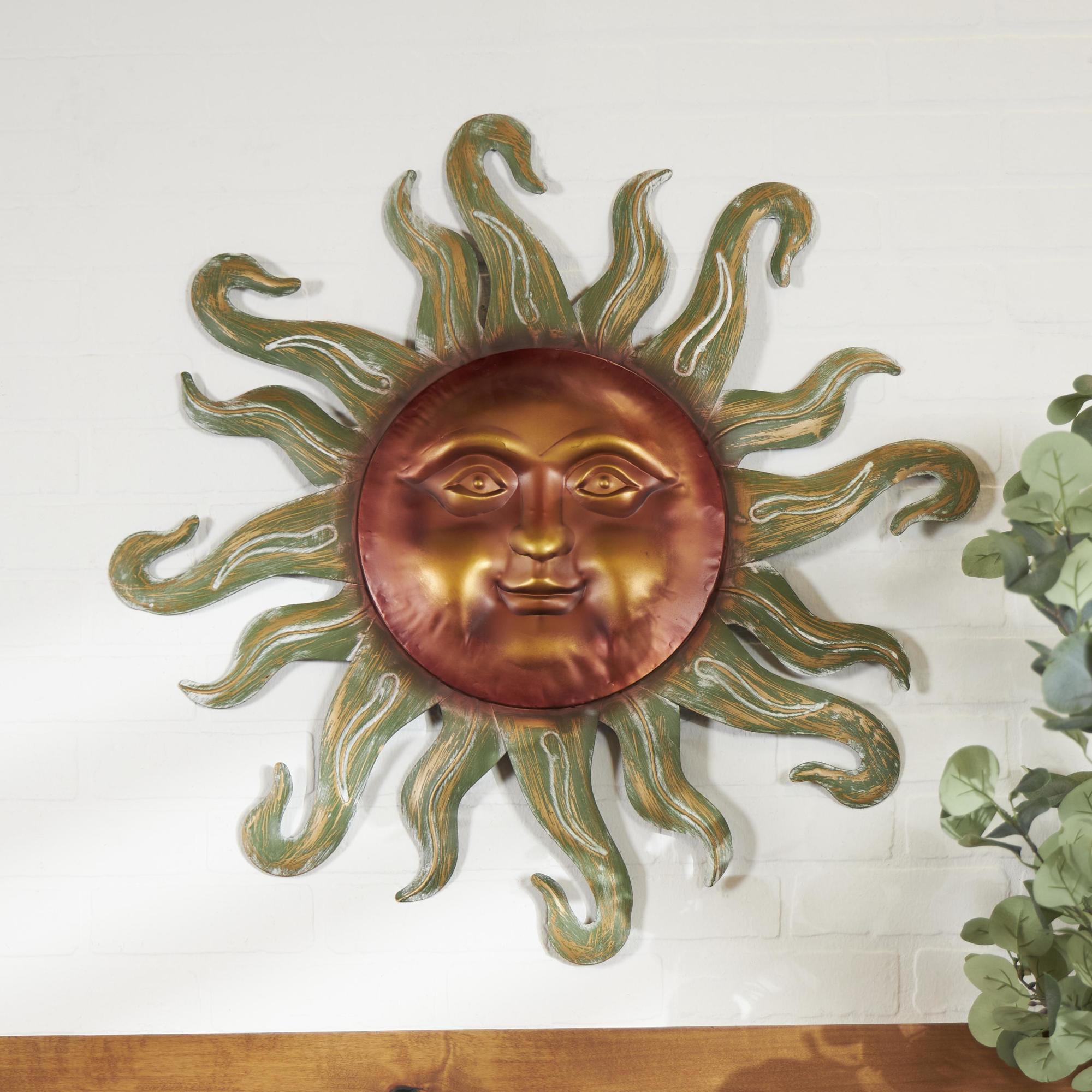 Sun Metal Home Wall Decor with Smiling Face and Curved Rays 32" x 1" x 35"