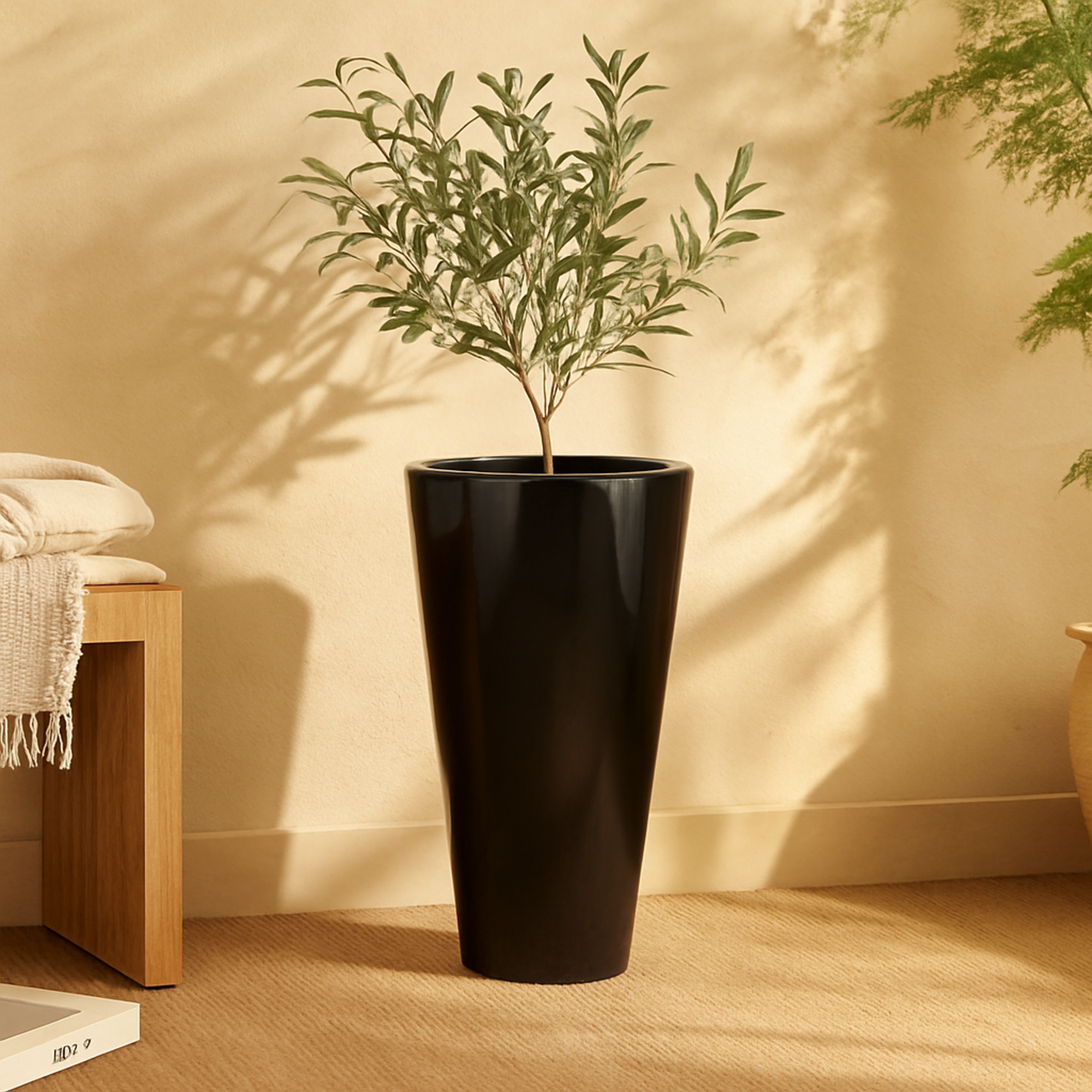 Black Fiberglass Floor Decorative Vase