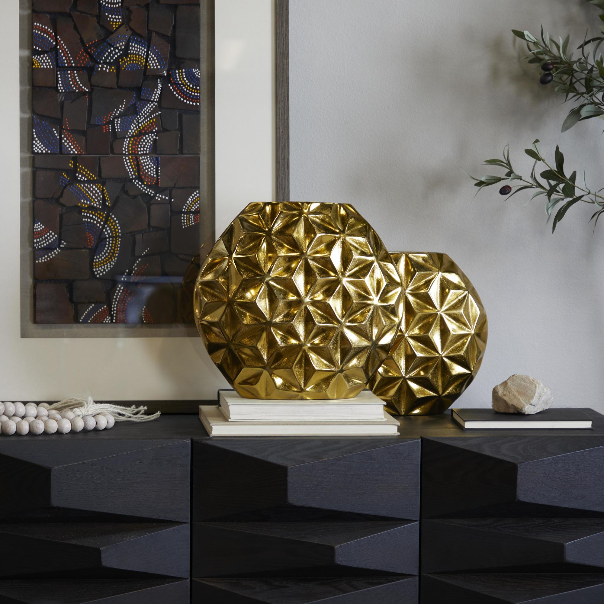 CosmoLiving by Cosmopolitan Geometric Aluminum Metal Faceted Decorative Vase