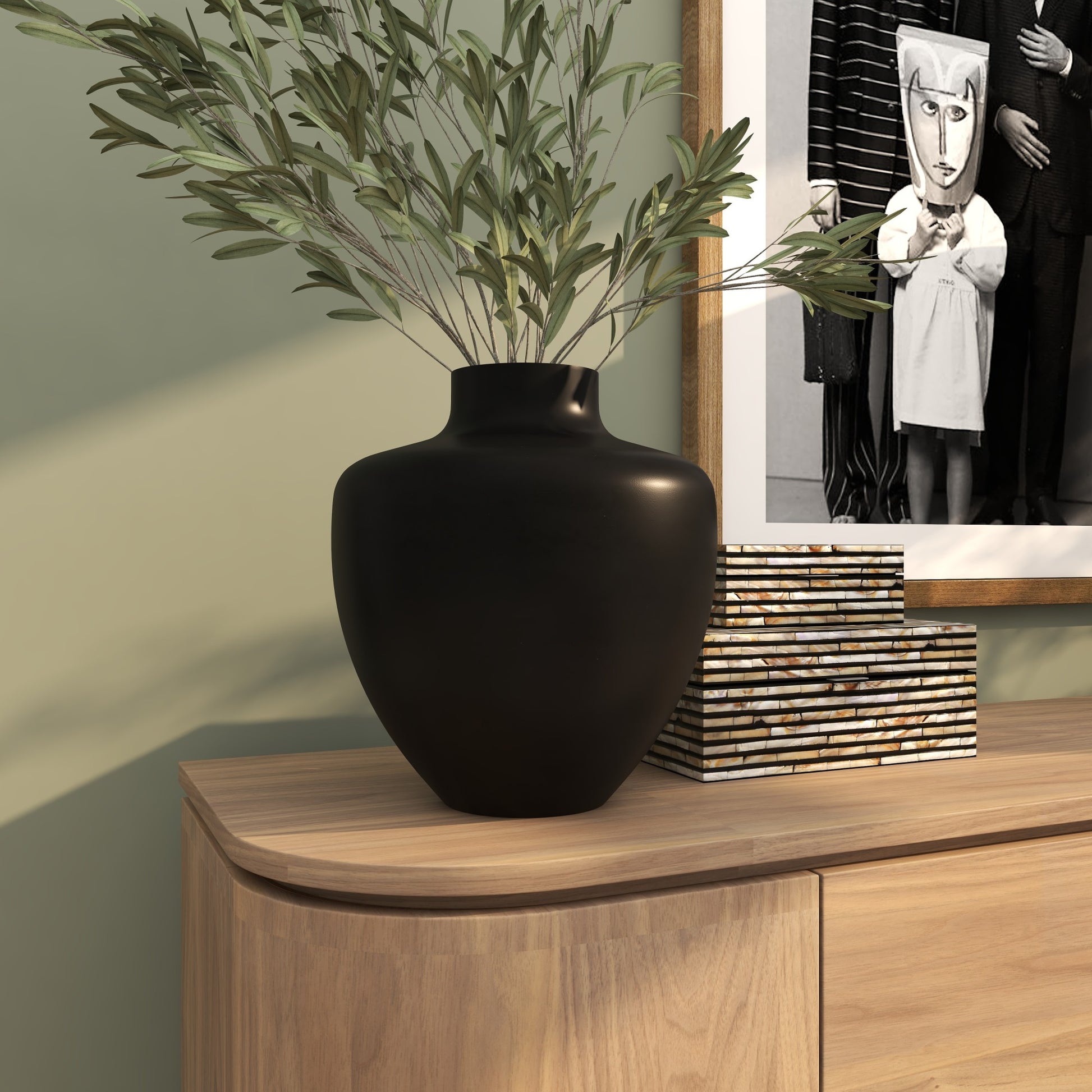 Black Glass Decorative Vase
