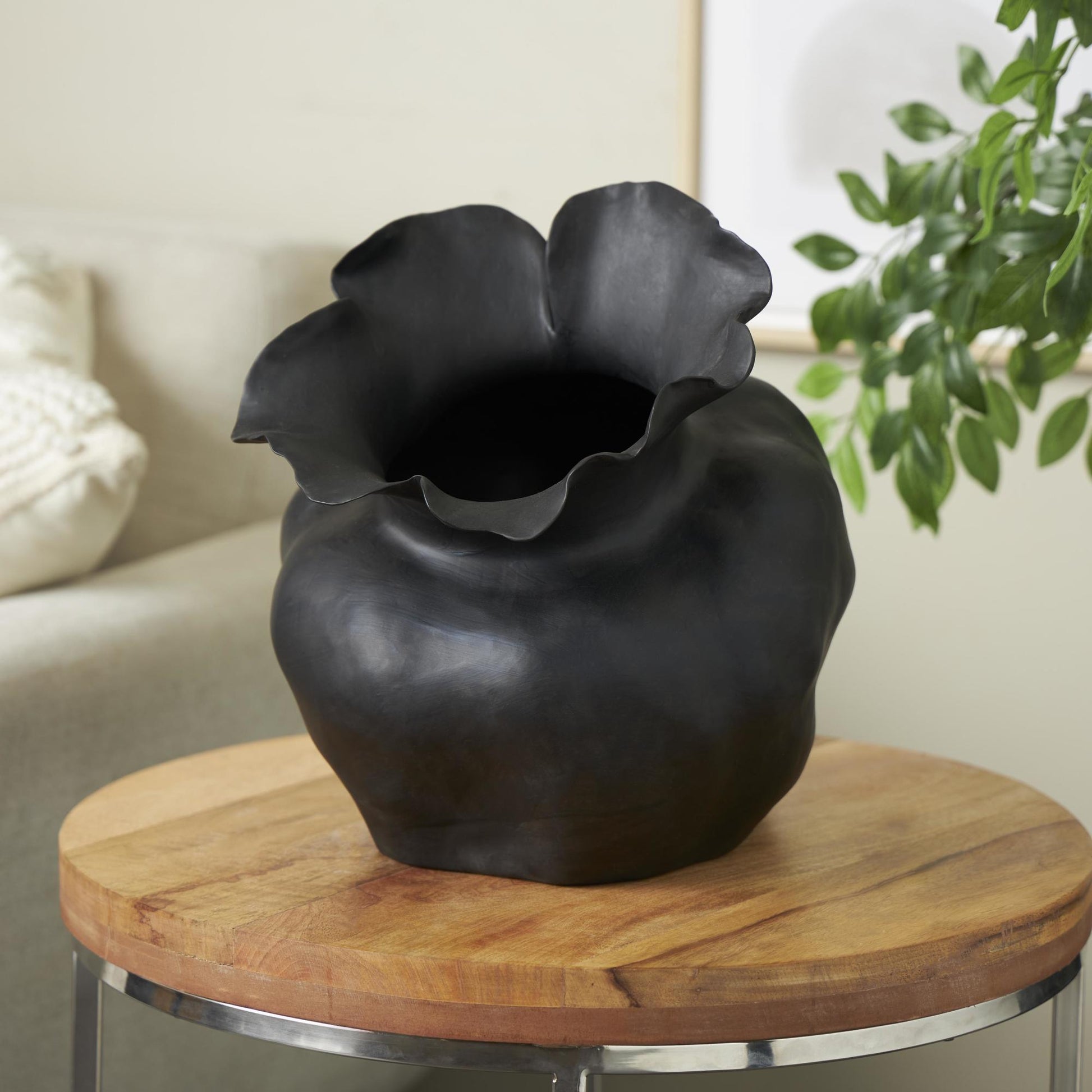Abstract Ceramic Wide Rounded Floral Shaped Decorative Vase with Petal Rim