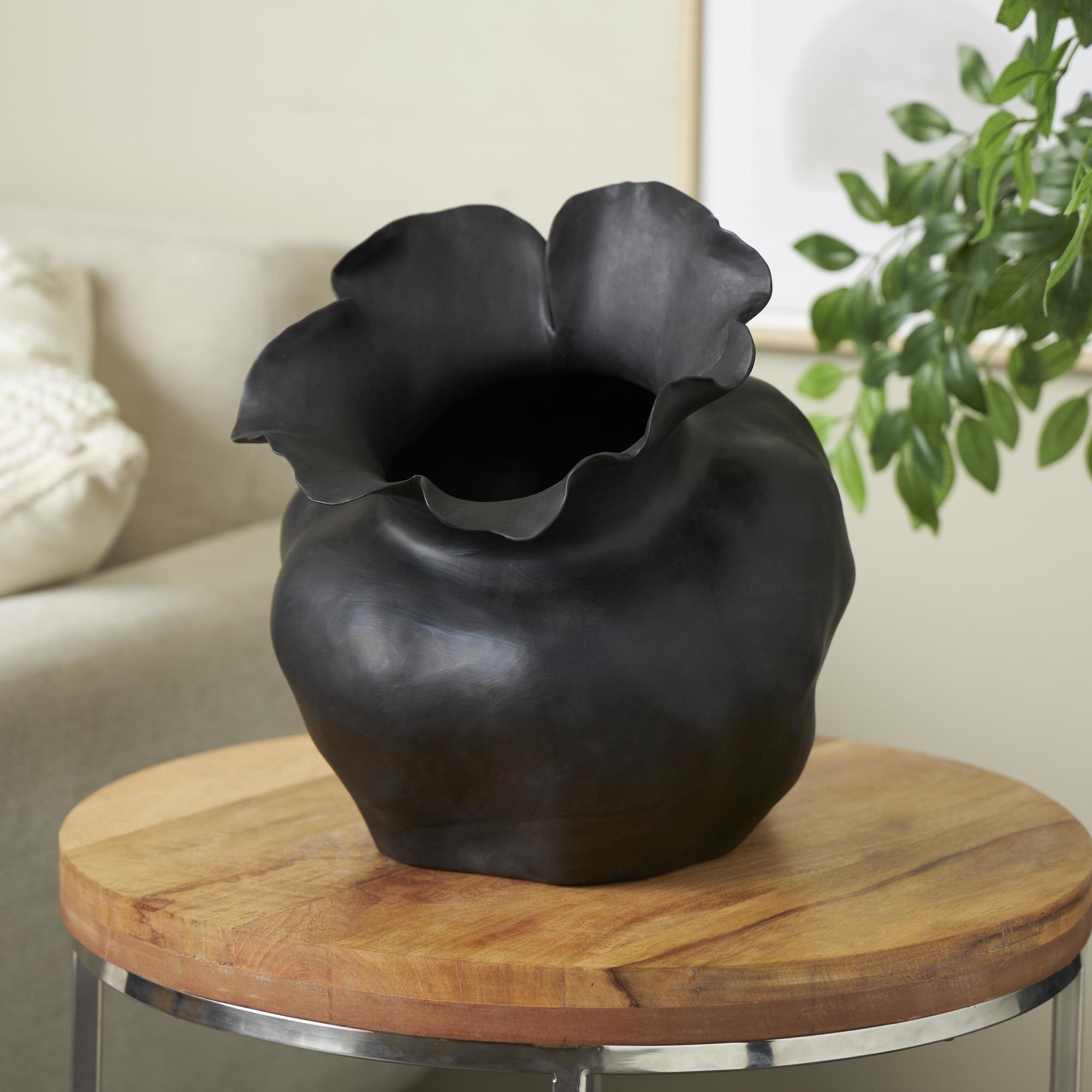 Abstract Ceramic Wide Rounded Floral Shaped Decorative Vase with Petal Rim