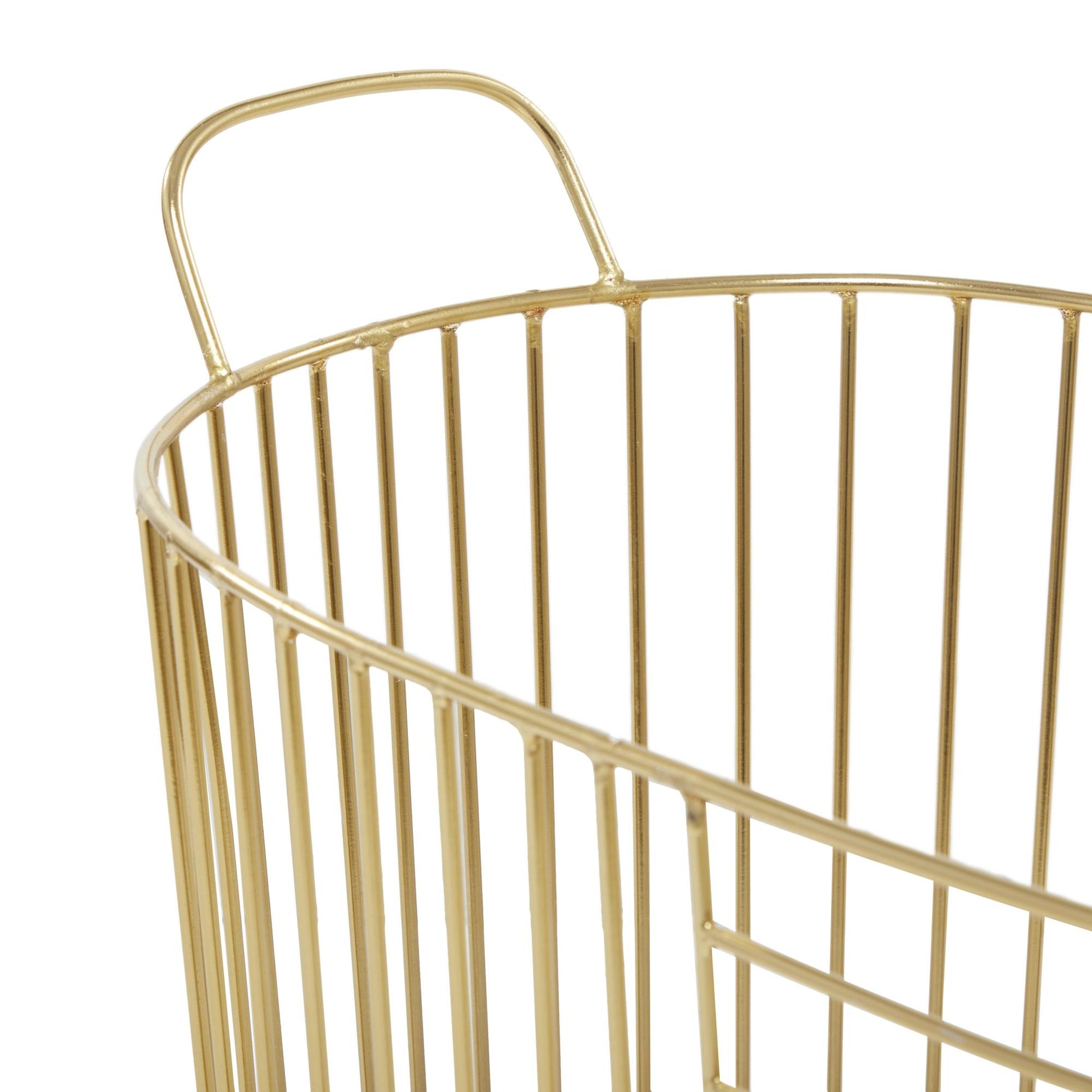 CosmoLiving by Cosmopolitan Set of 2 Metal Wire Oval Decorative and Functional Storage Basket with Handles