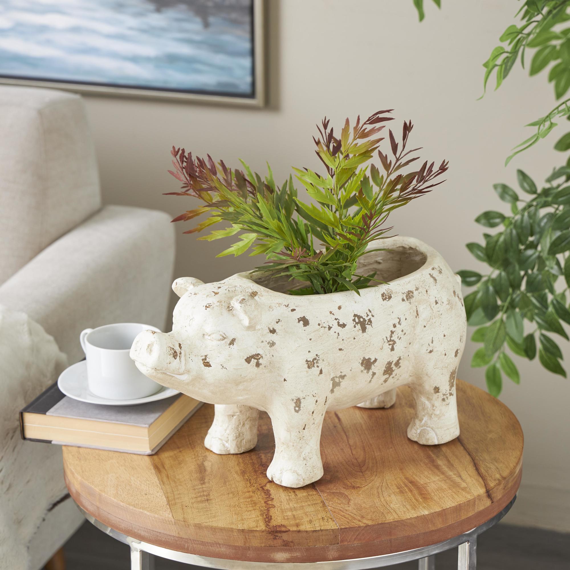 Pig Light Brown Magnesium Oxide Indoor Outdoor Planter with Distressed Details