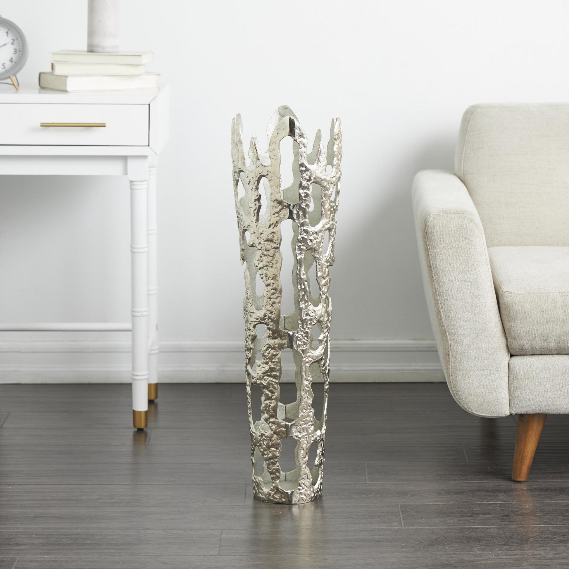Abstract Aluminum Metal Drip Decorative Vase with Melting Designed Body
