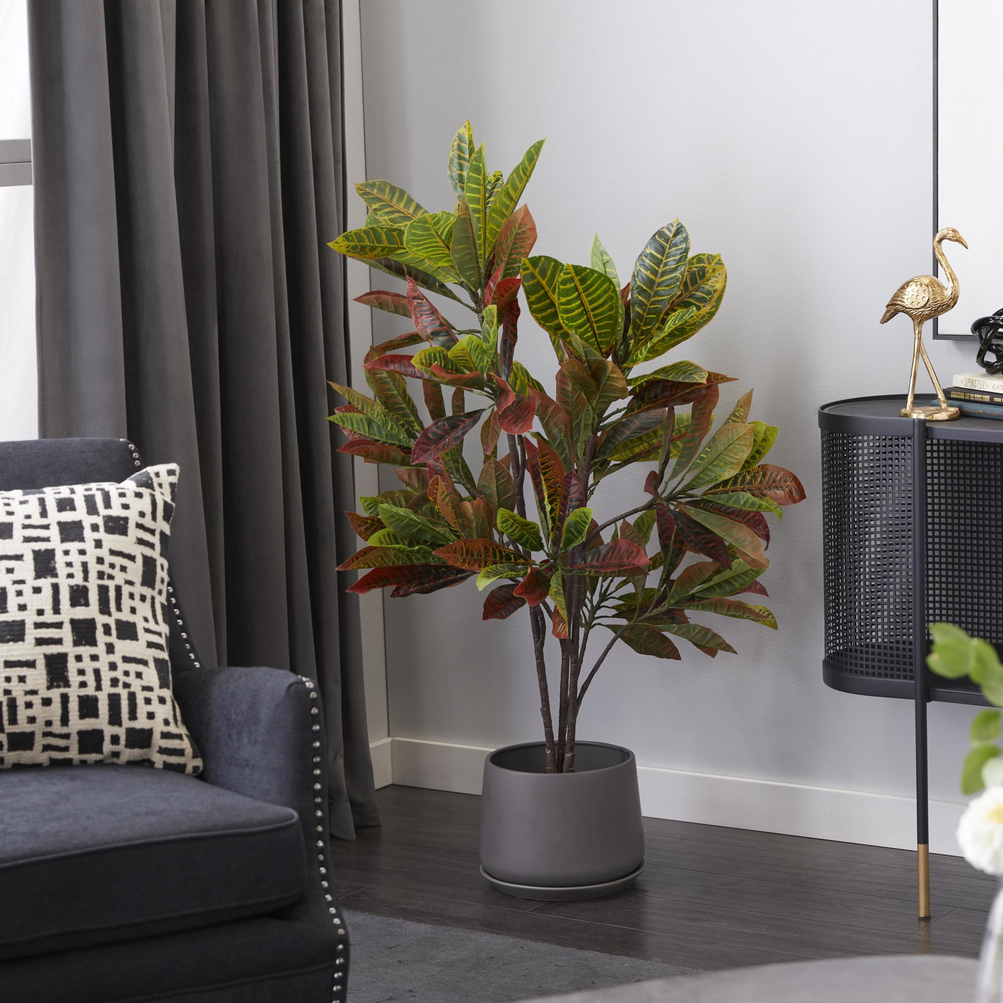 Croton Green Faux Foliage Indoor Outdoor Artificial Plant with Realistic Leaves and Black Plastic Pot