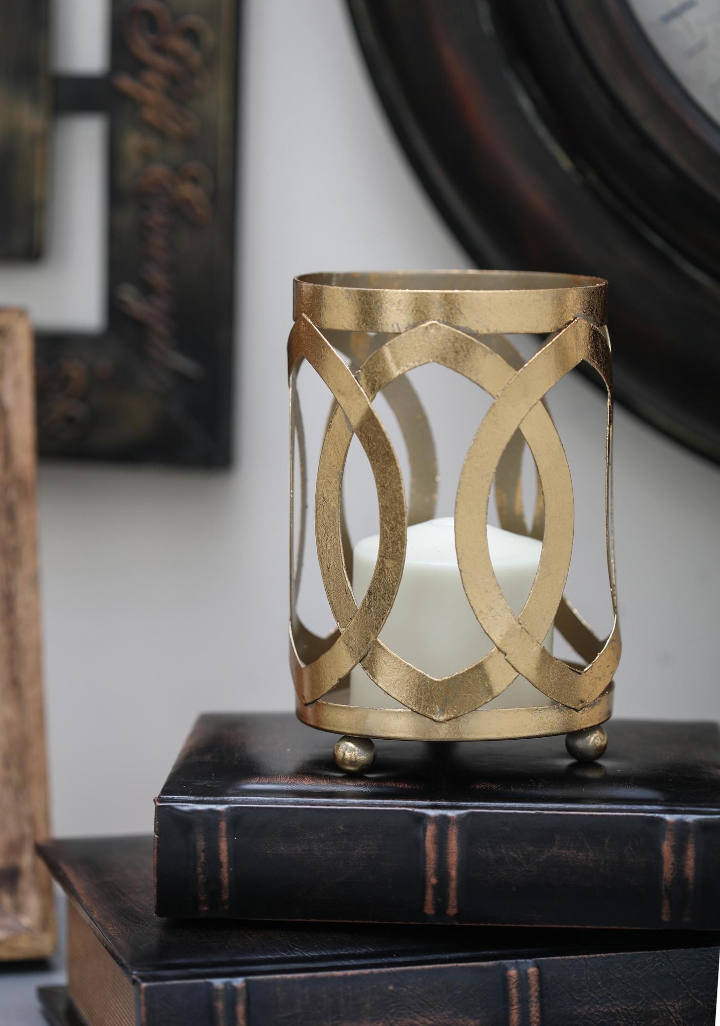 Gold Metal Pillar Room Hurricane Lamp